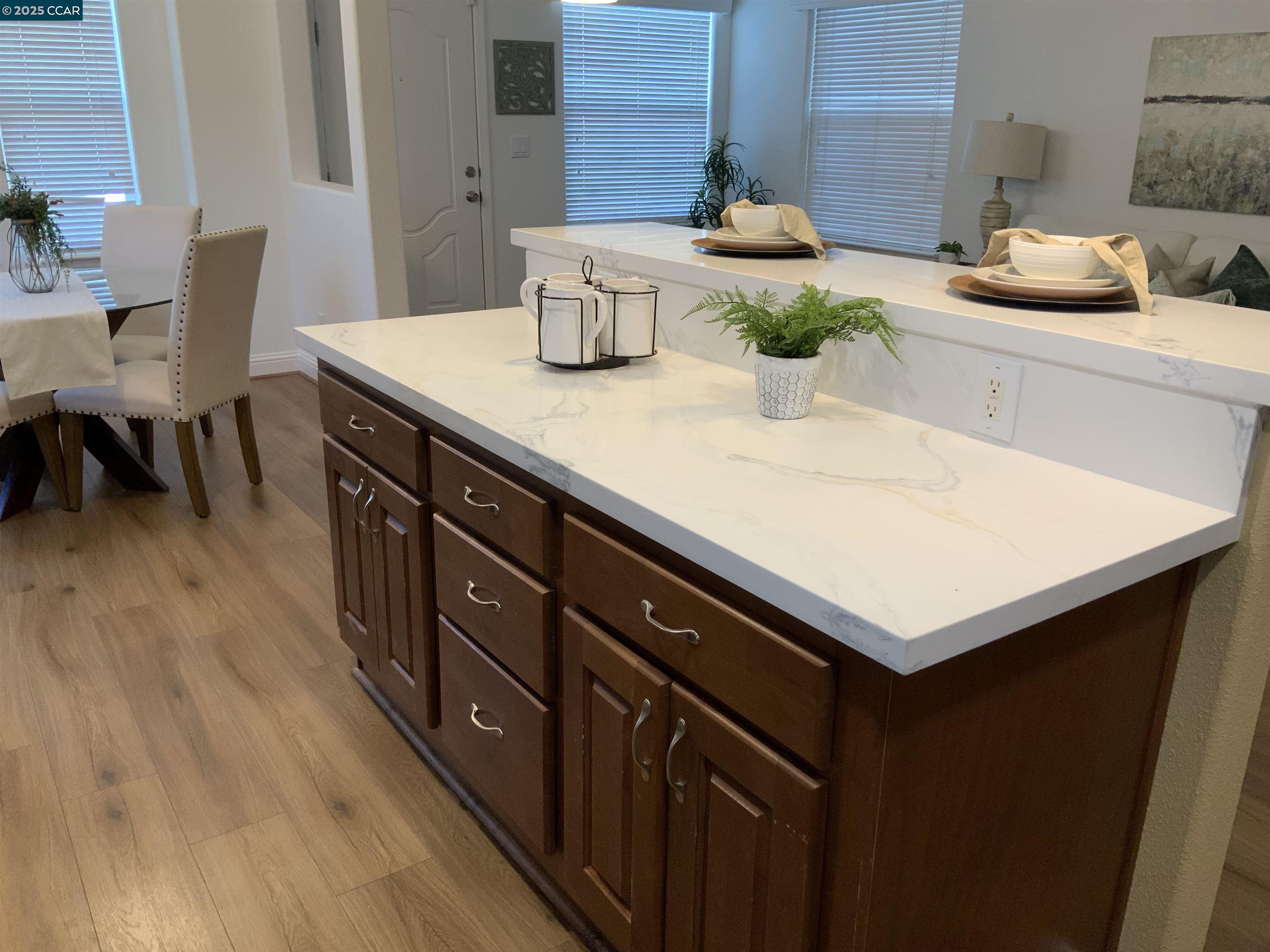 Detail Gallery Image 11 of 31 For 14 Geneseo St., Oakley,  CA 94561 - 2 Beds | 2 Baths