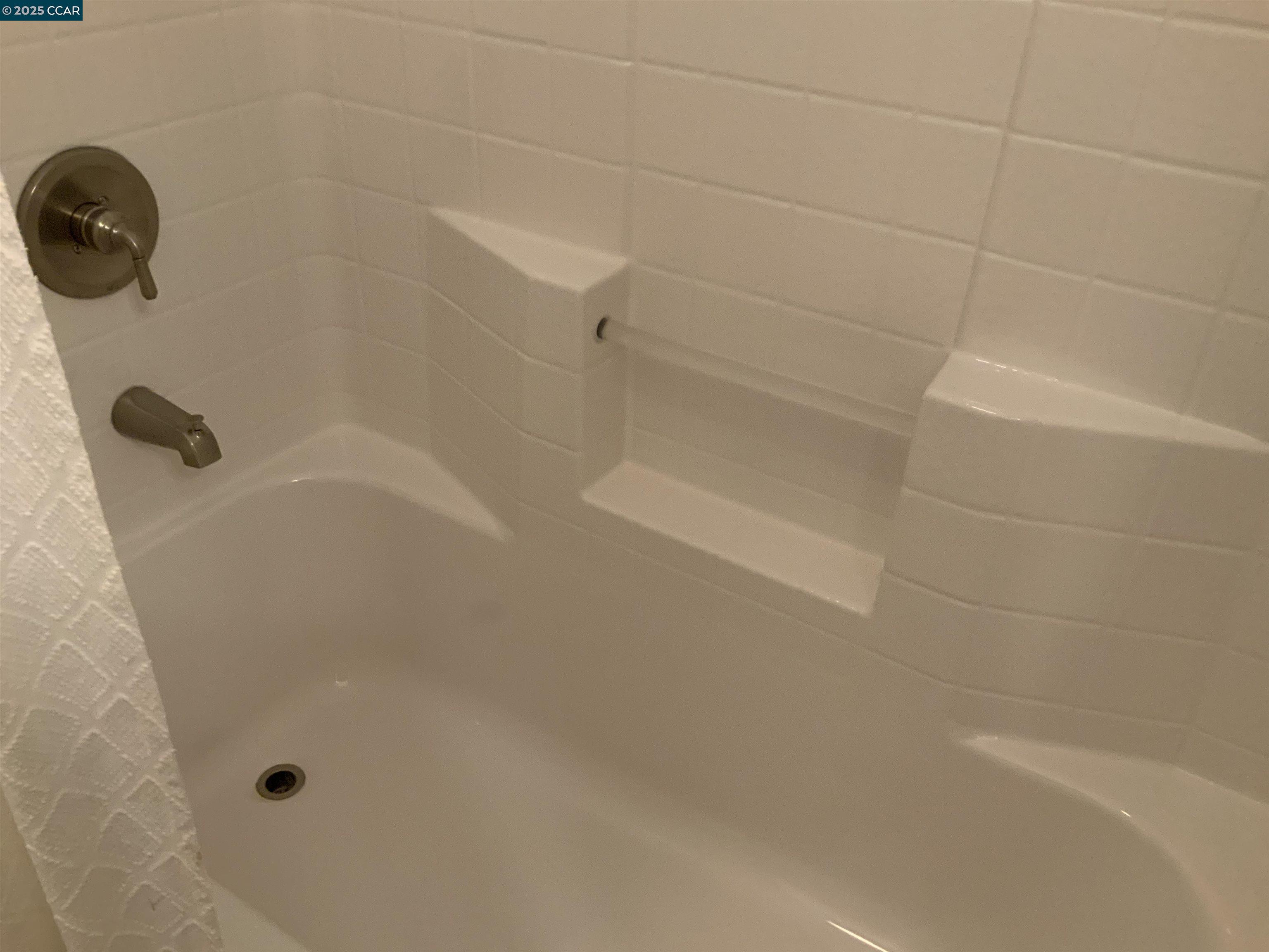 Detail Gallery Image 19 of 31 For 14 Geneseo St., Oakley,  CA 94561 - 2 Beds | 2 Baths