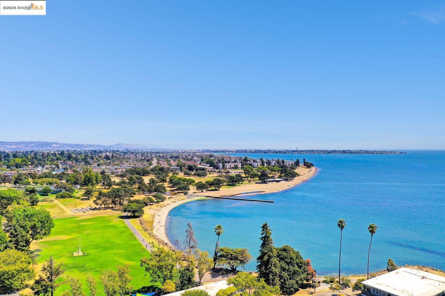 Detail Gallery Image 2 of 19 For 1220 9th St, Alameda,  CA 94501 - – Beds | – Baths