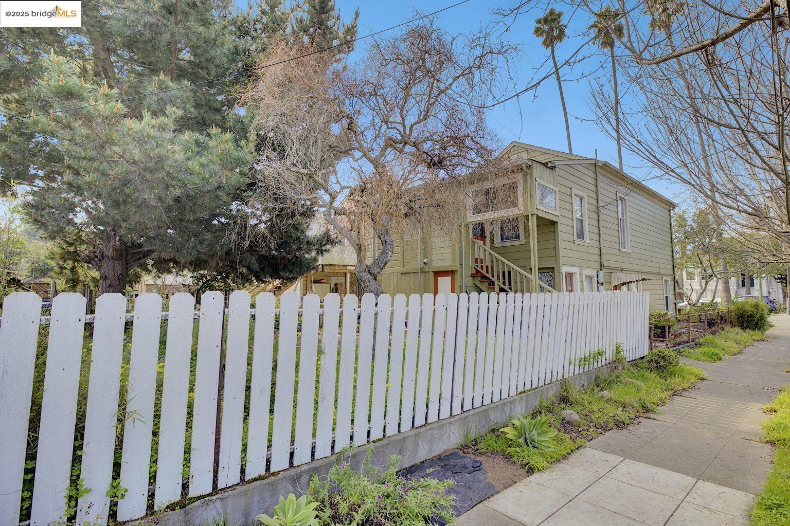 Detail Gallery Image 11 of 19 For 1220 9th St, Alameda,  CA 94501 - – Beds | – Baths