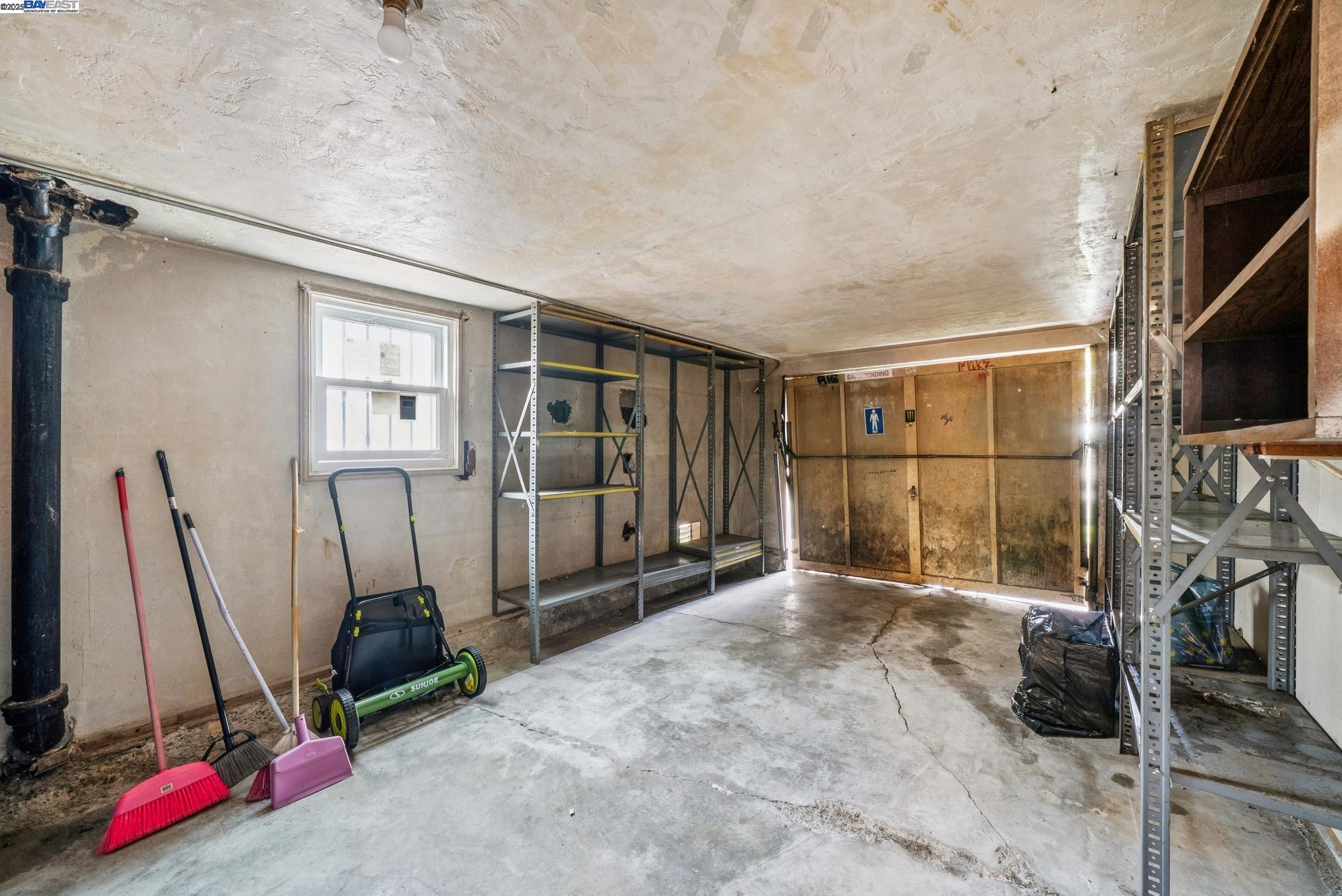 Detail Gallery Image 35 of 51 For 2804 Otis Dr, Alameda,  CA 94501 - 2 Beds | 1 Baths