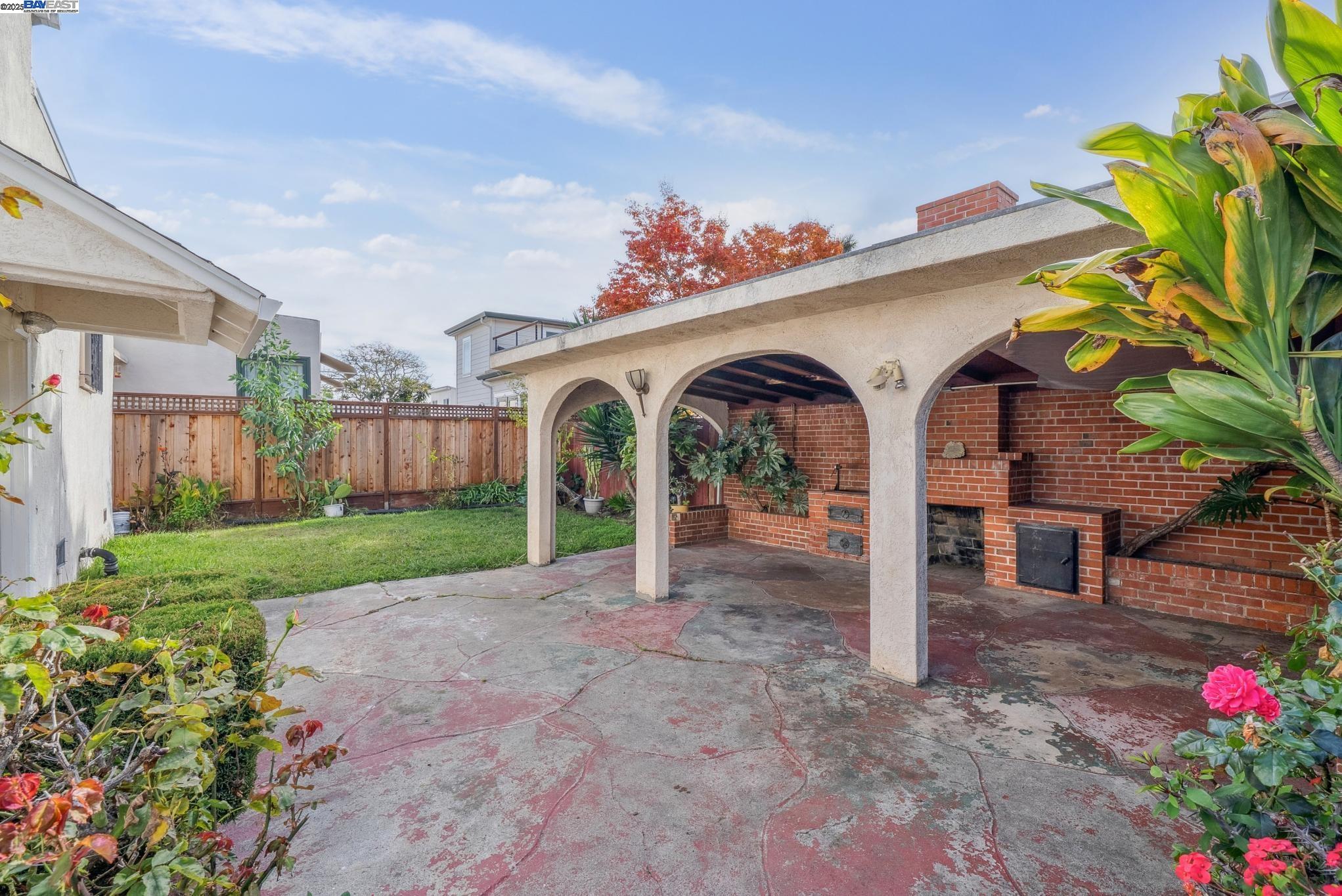 Detail Gallery Image 39 of 51 For 2804 Otis Dr, Alameda,  CA 94501 - 2 Beds | 1 Baths