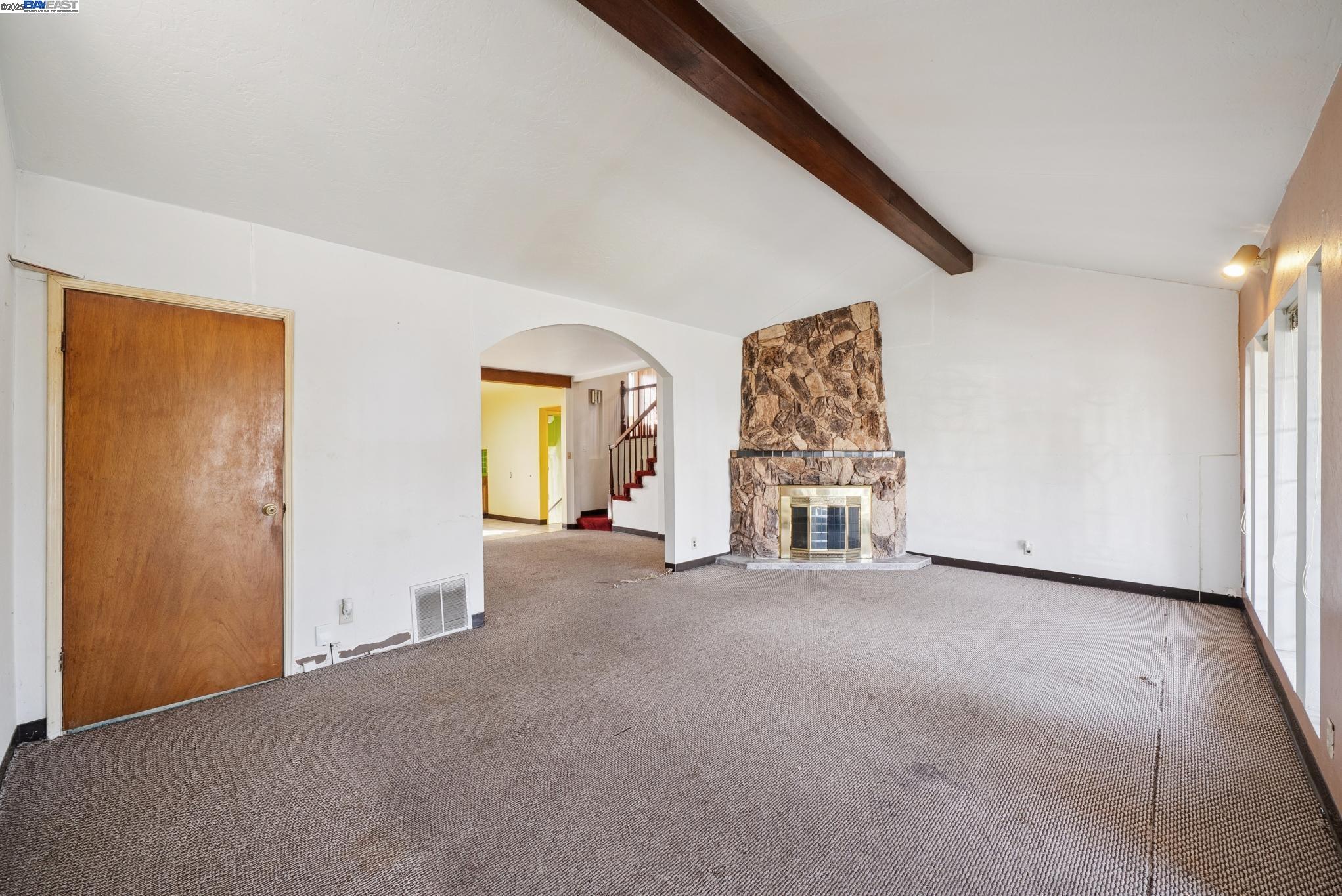 Detail Gallery Image 5 of 51 For 2804 Otis Dr, Alameda,  CA 94501 - 2 Beds | 1 Baths