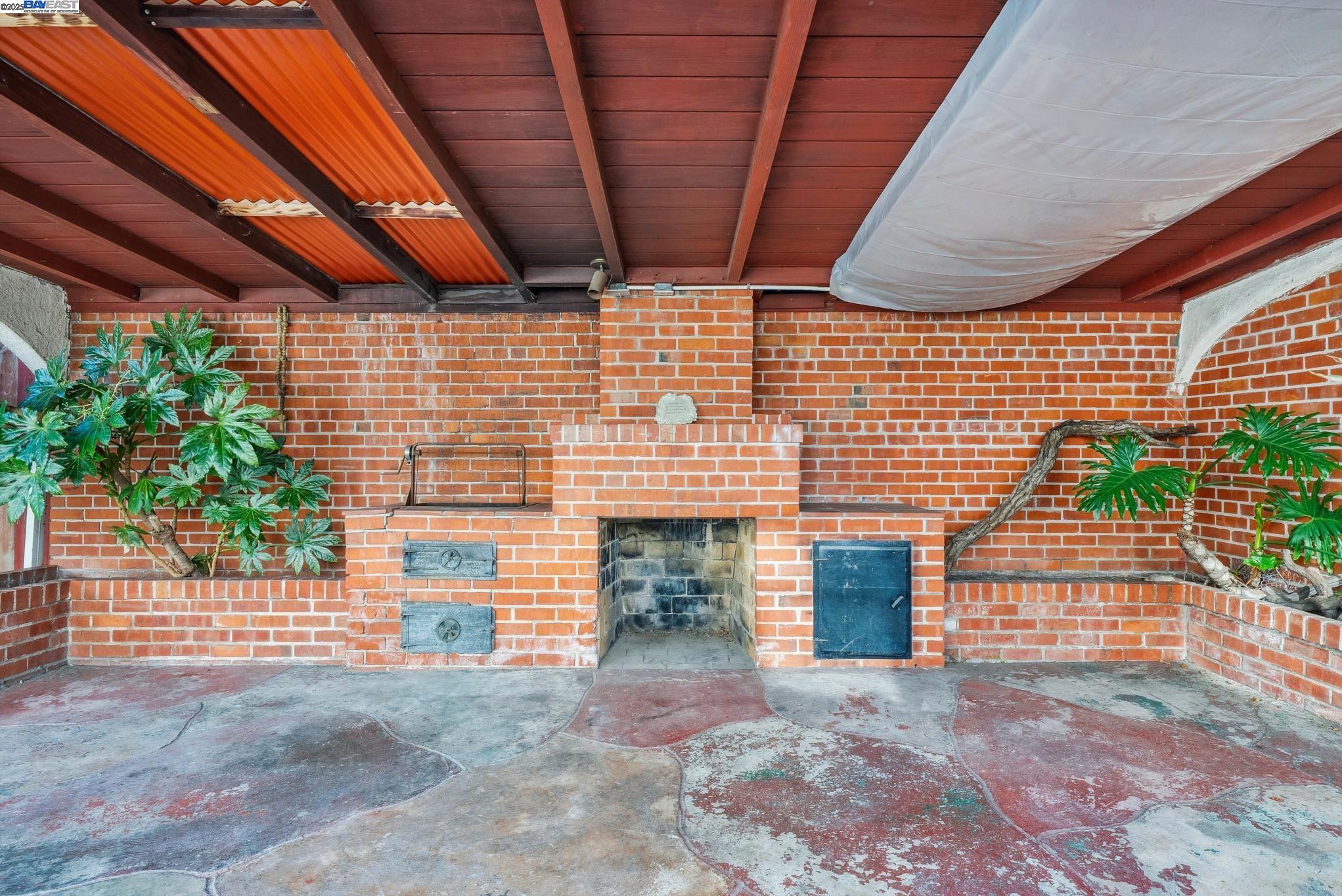 Detail Gallery Image 41 of 51 For 2804 Otis Dr, Alameda,  CA 94501 - 2 Beds | 1 Baths