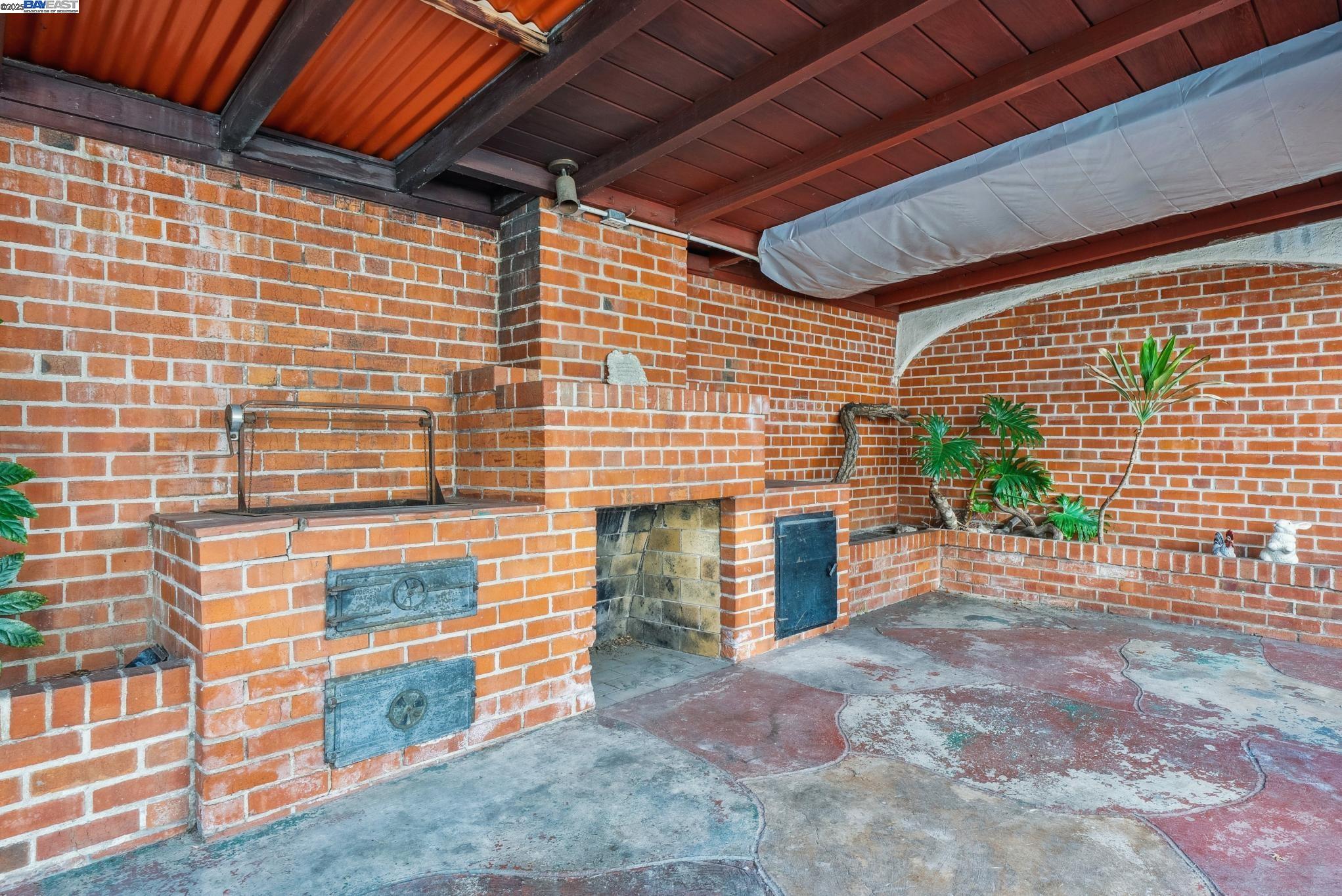 Detail Gallery Image 42 of 51 For 2804 Otis Dr, Alameda,  CA 94501 - 2 Beds | 1 Baths