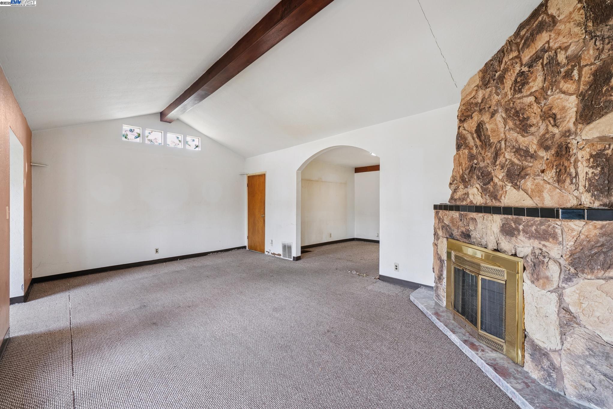 Detail Gallery Image 9 of 51 For 2804 Otis Dr, Alameda,  CA 94501 - 2 Beds | 1 Baths