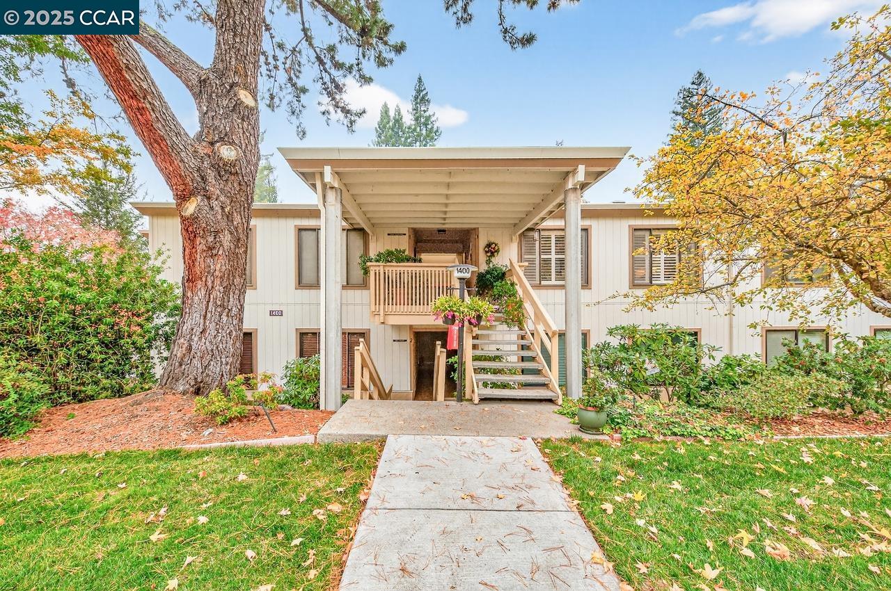 Detail Gallery Image 2 of 45 For 1400 Ptarmigan Dr #2,  Walnut Creek,  CA 94595 - 2 Beds | 2 Baths