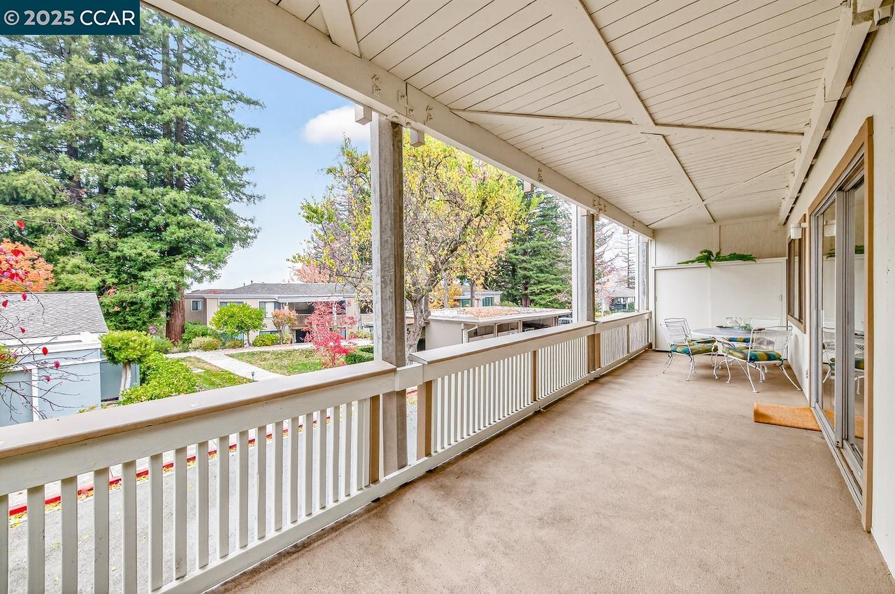 Detail Gallery Image 25 of 45 For 1400 Ptarmigan Dr #2,  Walnut Creek,  CA 94595 - 2 Beds | 2 Baths