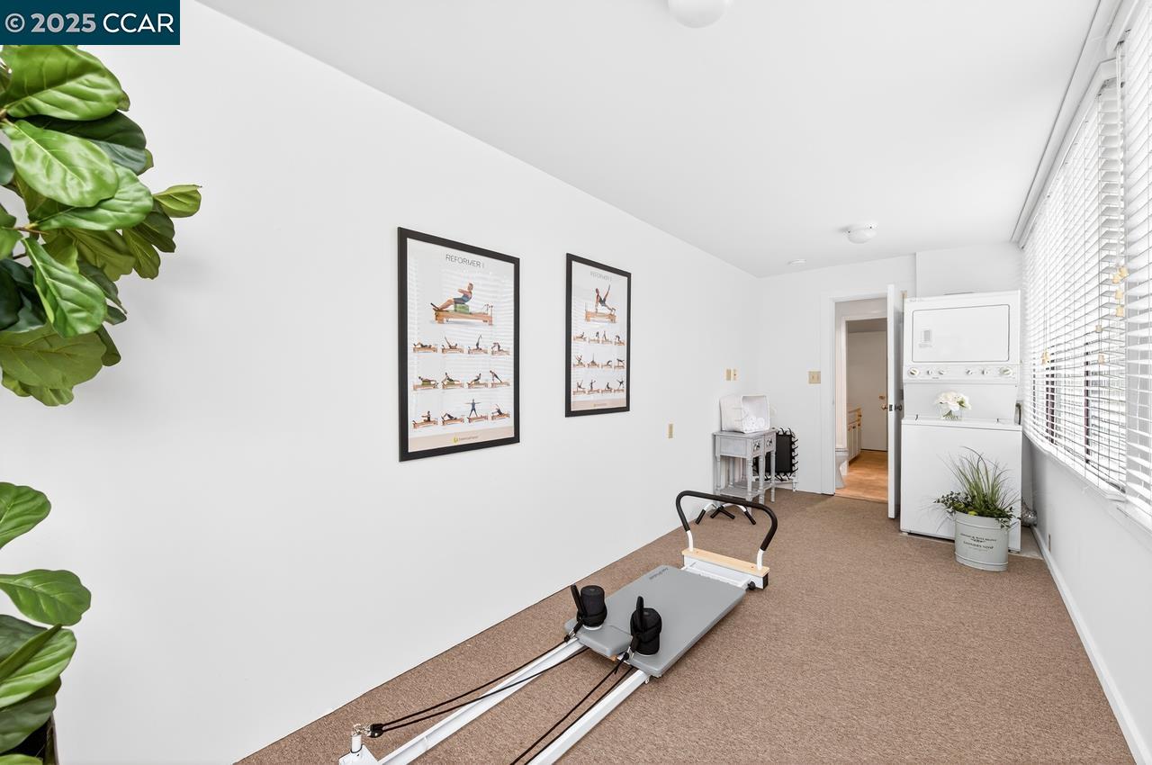 Detail Gallery Image 27 of 45 For 1400 Ptarmigan Dr #2,  Walnut Creek,  CA 94595 - 2 Beds | 2 Baths