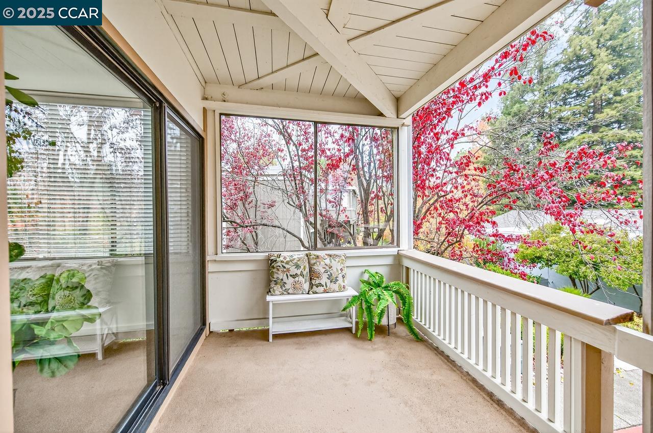 Detail Gallery Image 29 of 45 For 1400 Ptarmigan Dr #2,  Walnut Creek,  CA 94595 - 2 Beds | 2 Baths