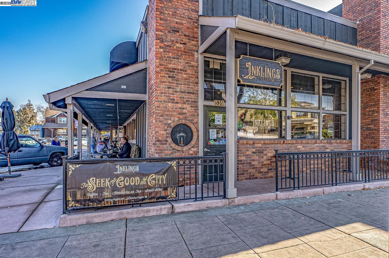 Detail Gallery Image 47 of 60 For 297 Del Valle Ct, Pleasanton,  CA 94566 - 3 Beds | 2/1 Baths