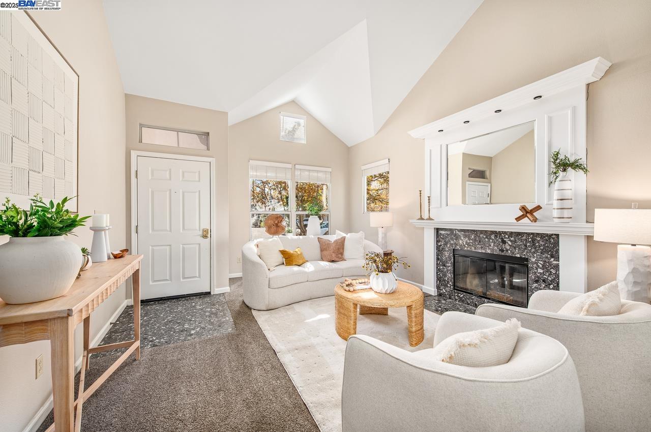 Detail Gallery Image 8 of 60 For 297 Del Valle Ct, Pleasanton,  CA 94566 - 3 Beds | 2/1 Baths