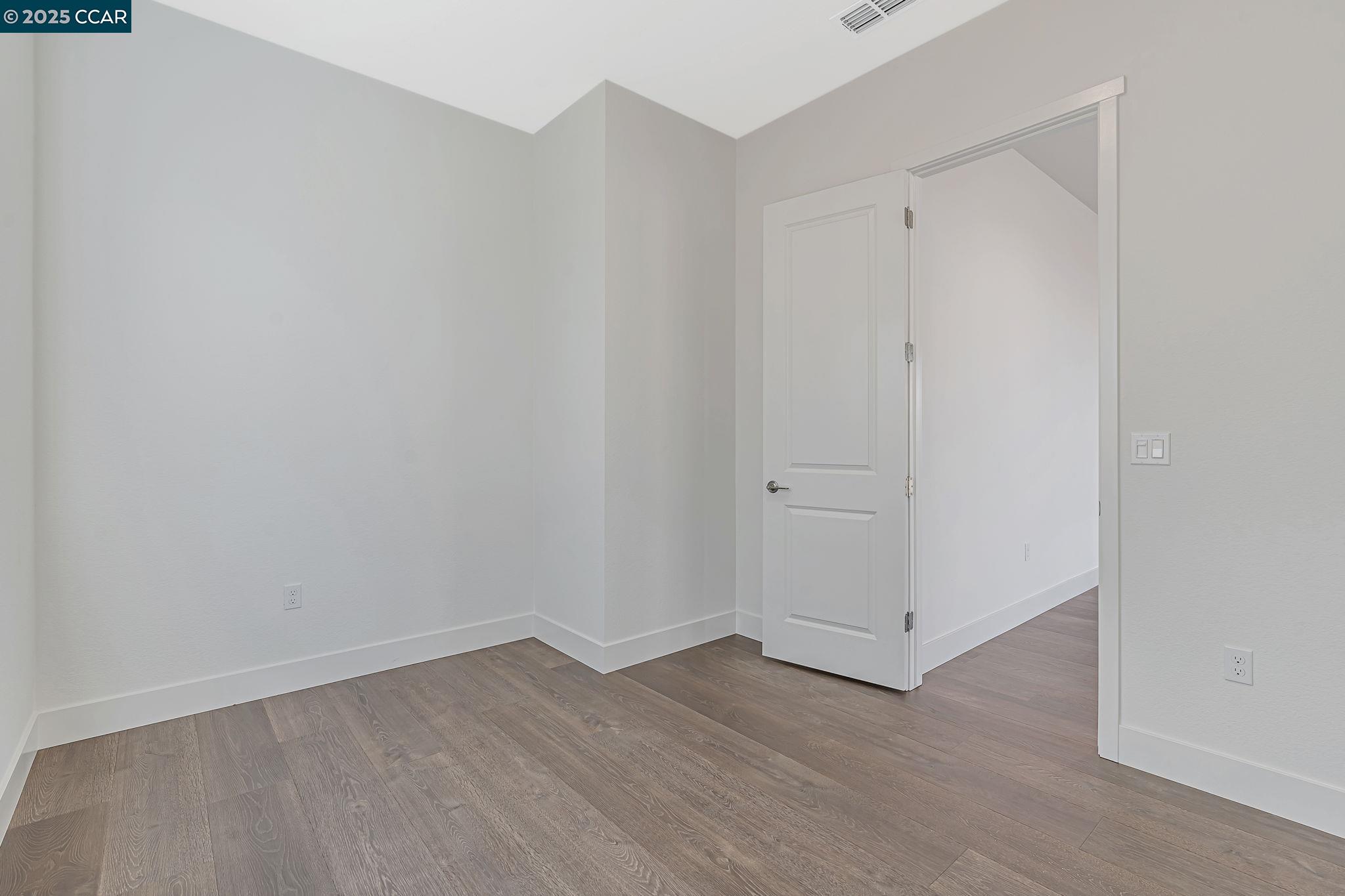 Detail Gallery Image 16 of 49 For 16166 Poulson Street, Lathrop,  CA 95330 - 4 Beds | 3/1 Baths