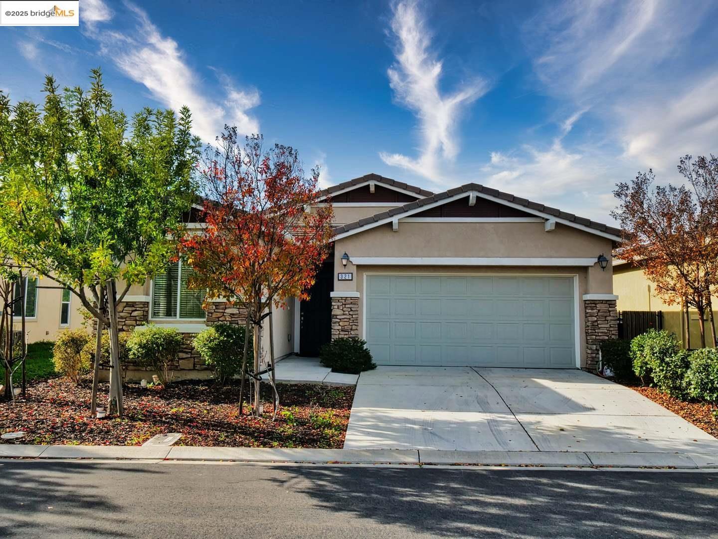 Detail Gallery Image 2 of 52 For 321 Kestrel Way, Rio Vista,  CA 94571 - 2 Beds | 2 Baths