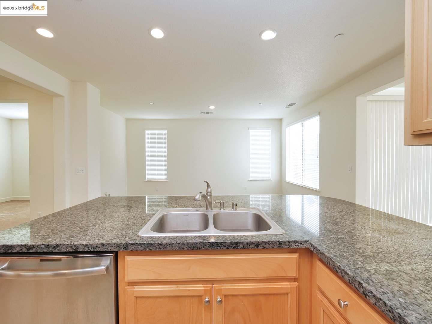 Detail Gallery Image 29 of 52 For 321 Kestrel Way, Rio Vista,  CA 94571 - 2 Beds | 2 Baths