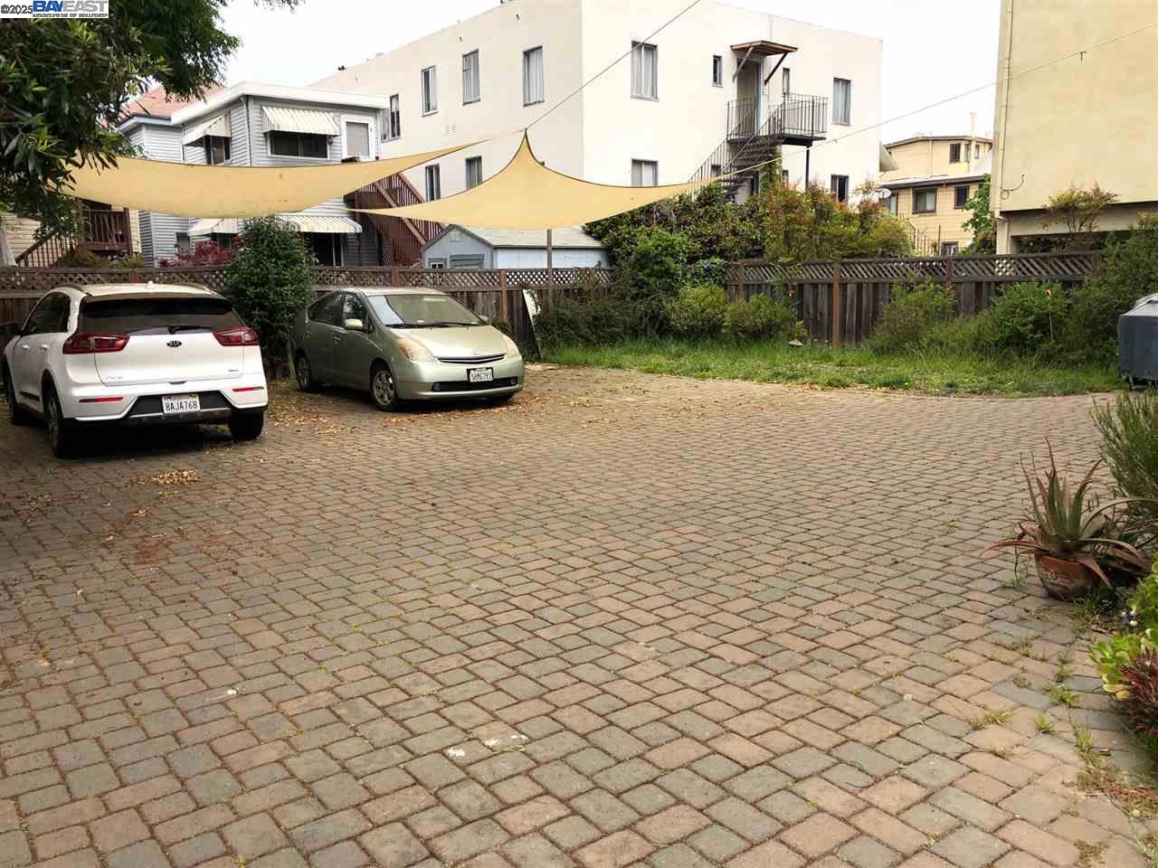 Detail Gallery Image 2 of 11 For 1173 Park Ave a,  Alameda,  CA 94501 - 1 Beds | 1 Baths