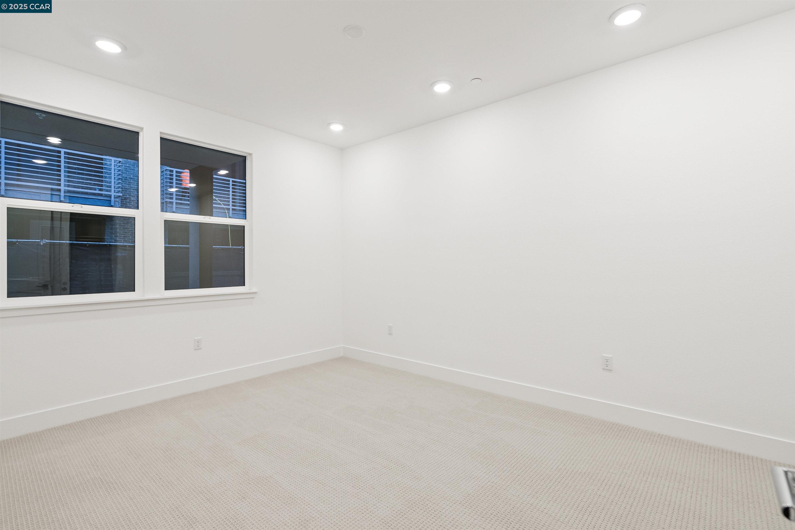 Detail Gallery Image 17 of 34 For 1102 Althea Terrace #4,  Sunnyvale,  CA 94086 - 4 Beds | 4 Baths