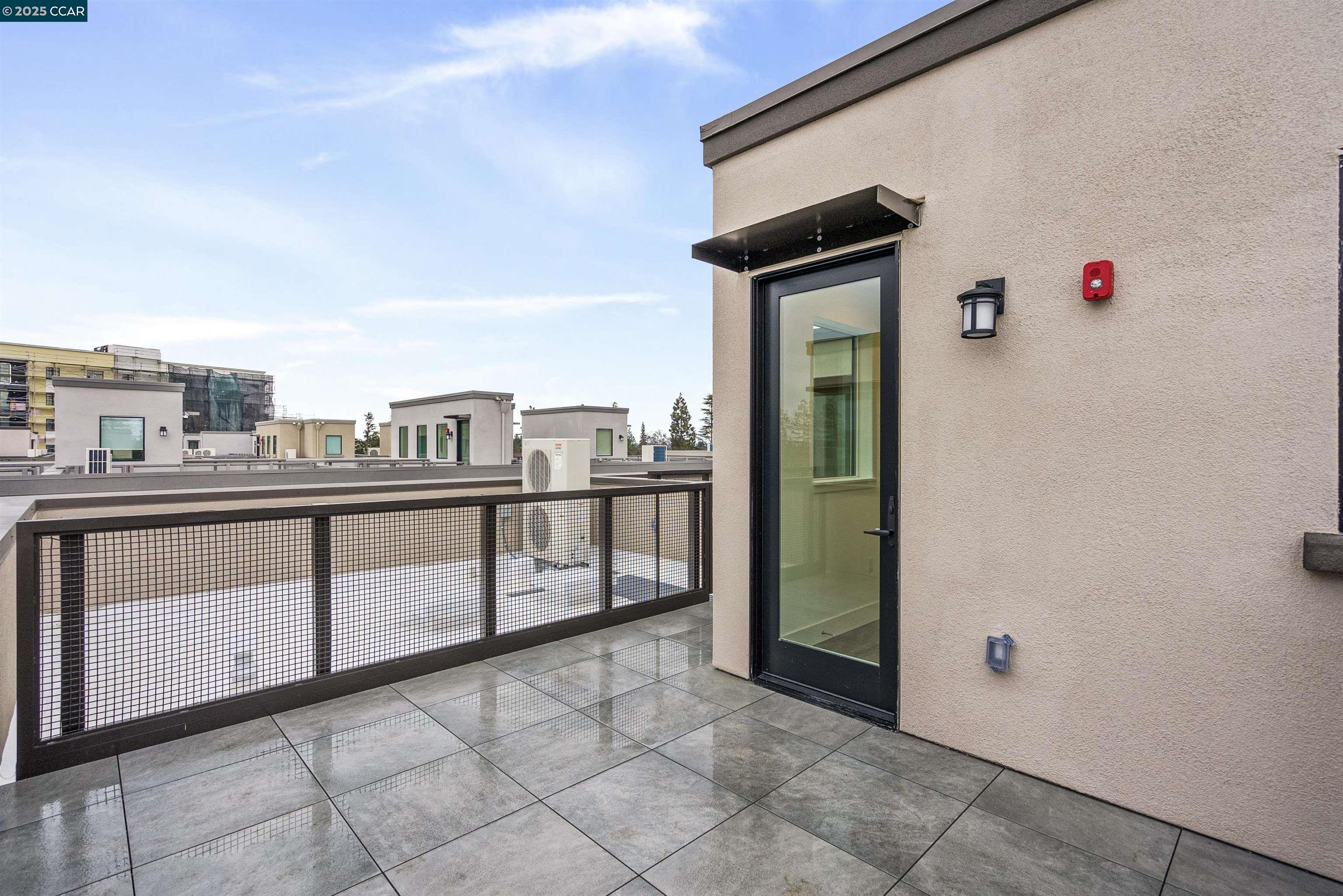 Detail Gallery Image 23 of 34 For 1102 Althea Terrace #4,  Sunnyvale,  CA 94086 - 4 Beds | 4 Baths