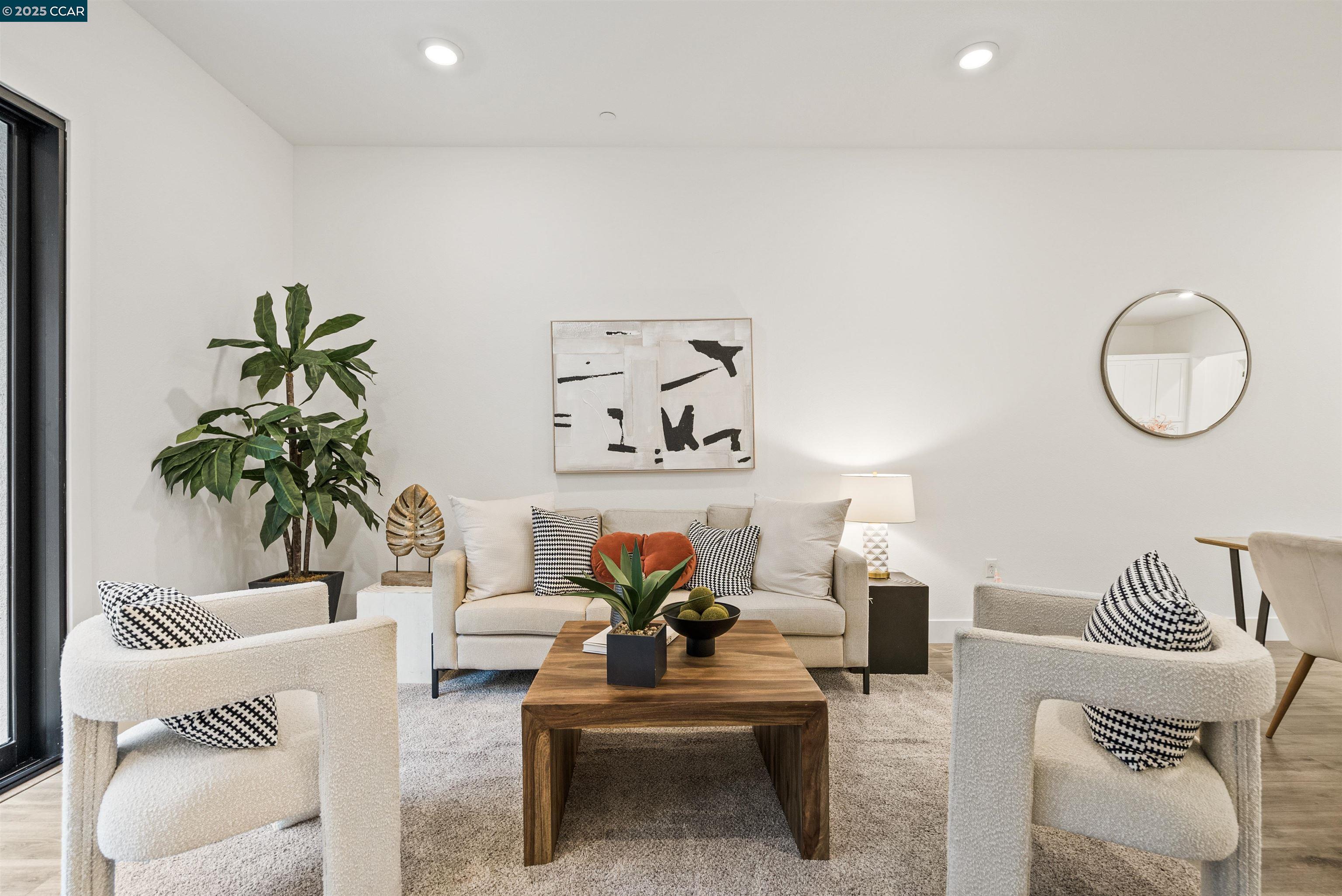 Detail Gallery Image 9 of 34 For 1102 Althea Terrace #4,  Sunnyvale,  CA 94086 - 4 Beds | 4 Baths