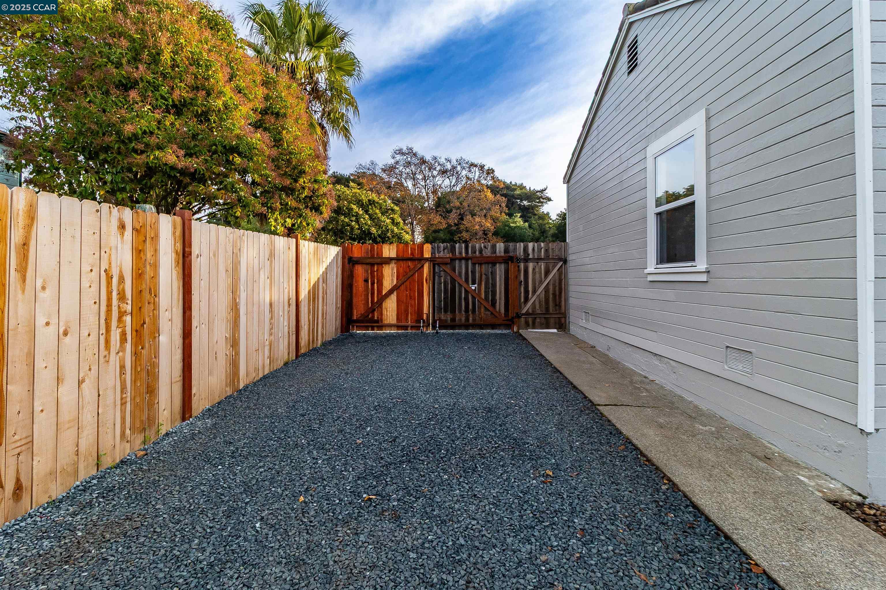 Detail Gallery Image 26 of 30 For 1435 Broadway St, Vallejo,  CA 94590 - 2 Beds | 1 Baths