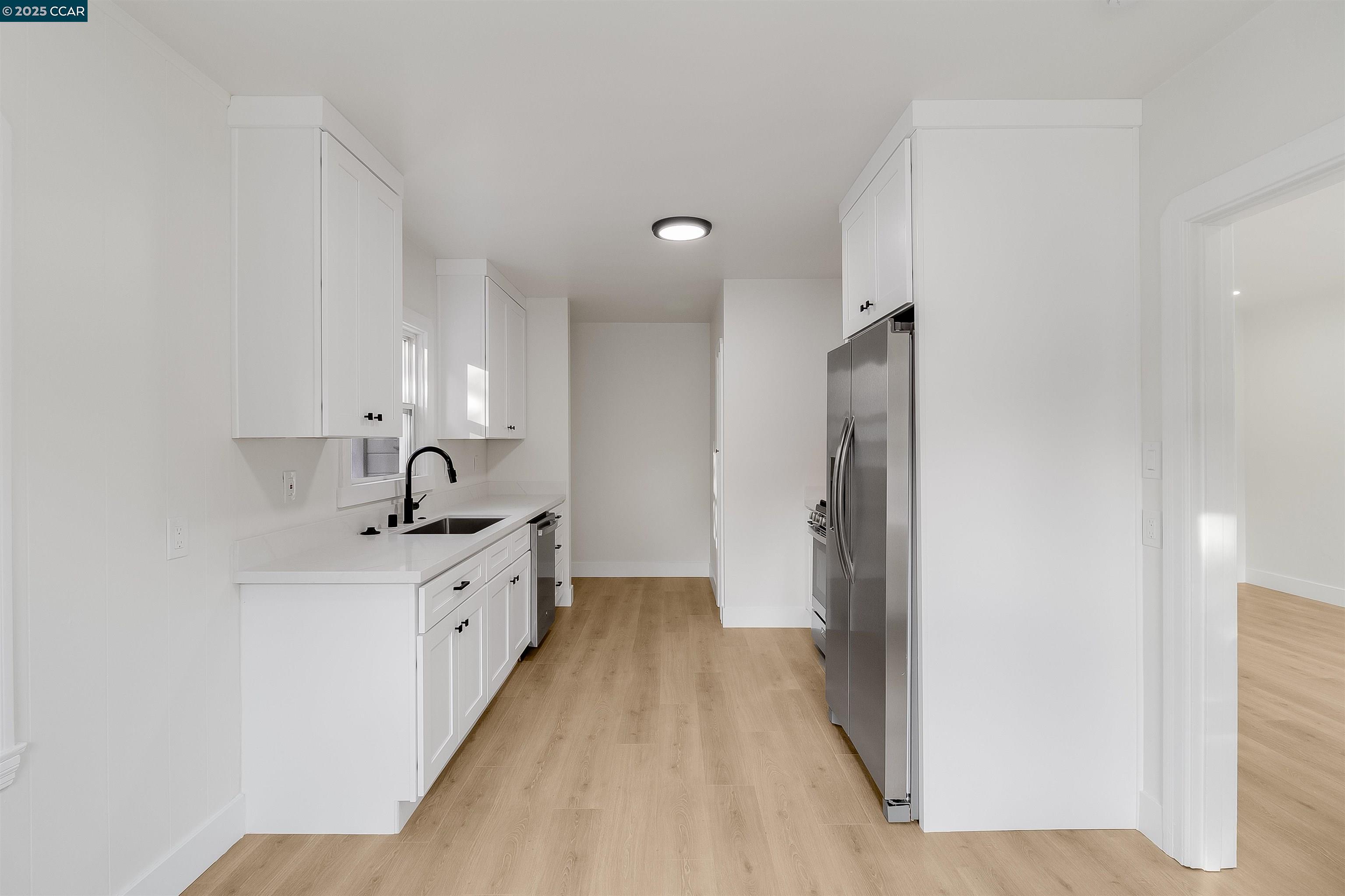 Detail Gallery Image 9 of 30 For 1435 Broadway St, Vallejo,  CA 94590 - 2 Beds | 1 Baths