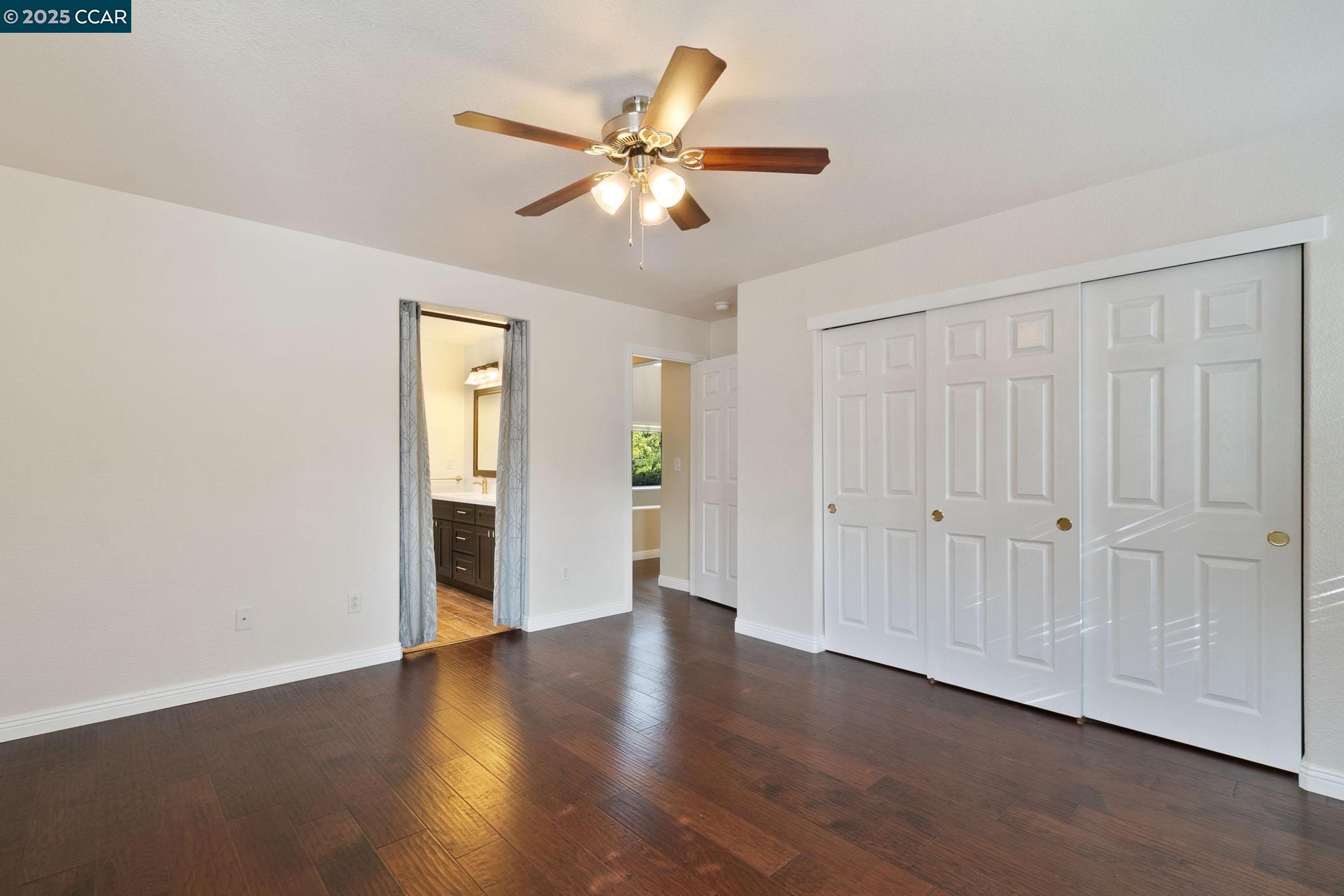 Detail Gallery Image 23 of 42 For 732 Antiquity Dr, Fairfield,  CA 94534 - 5 Beds | 3/1 Baths