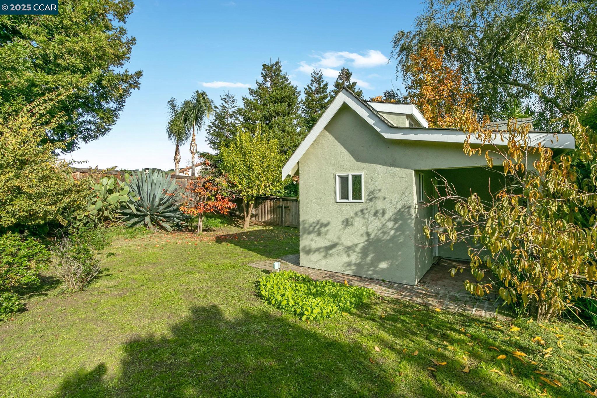 Detail Gallery Image 32 of 42 For 732 Antiquity Dr, Fairfield,  CA 94534 - 5 Beds | 3/1 Baths