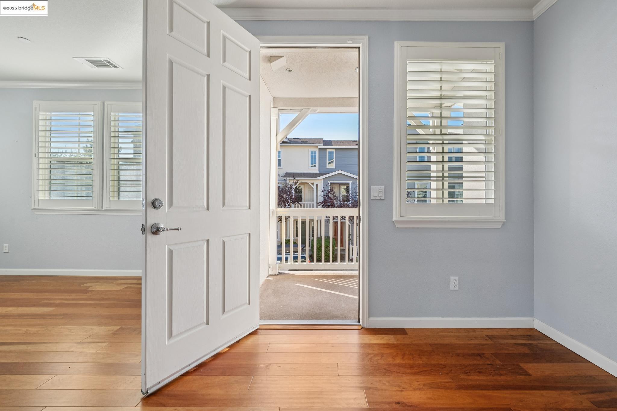 Detail Gallery Image 24 of 45 For 3401 Jetty Dr, Richmond,  CA 94804 - 2 Beds | 2/1 Baths