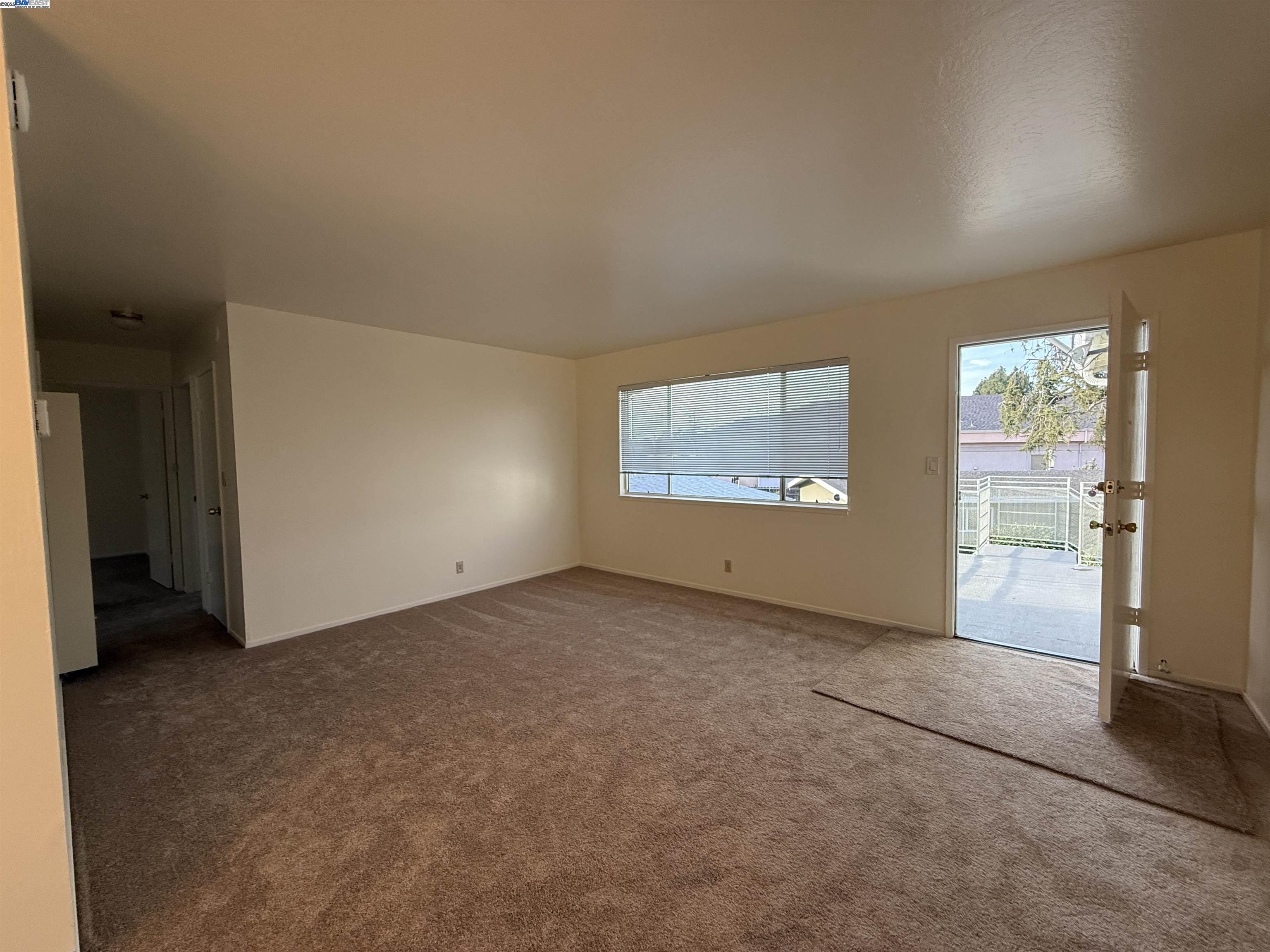 Detail Gallery Image 6 of 11 For 821 Coburn Ct #C,  San Leandro,  CA 94578 - 2 Beds | 1 Baths