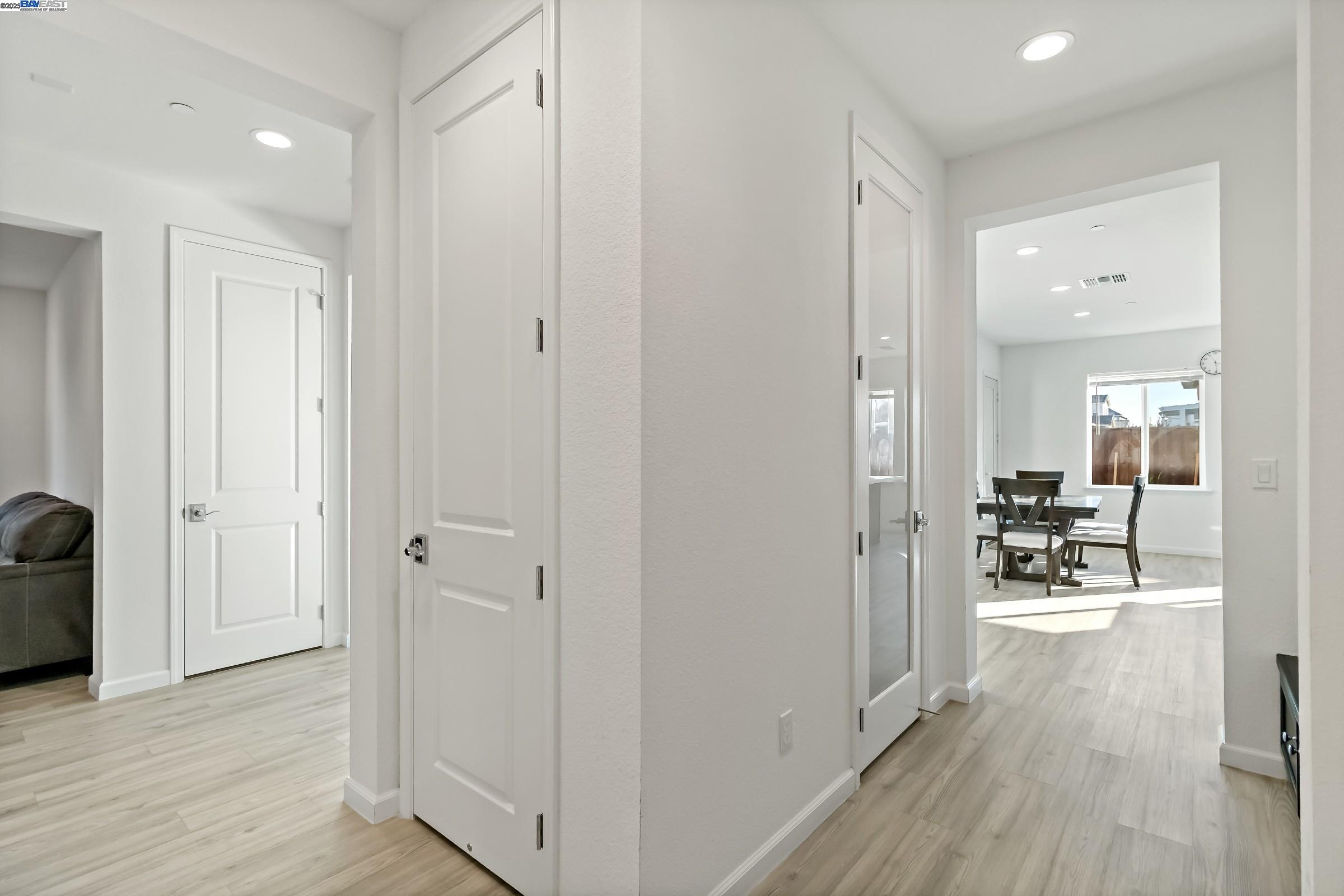 Detail Gallery Image 25 of 59 For 717 Delaney, Oakley,  CA 94561 - 5 Beds | 3/1 Baths