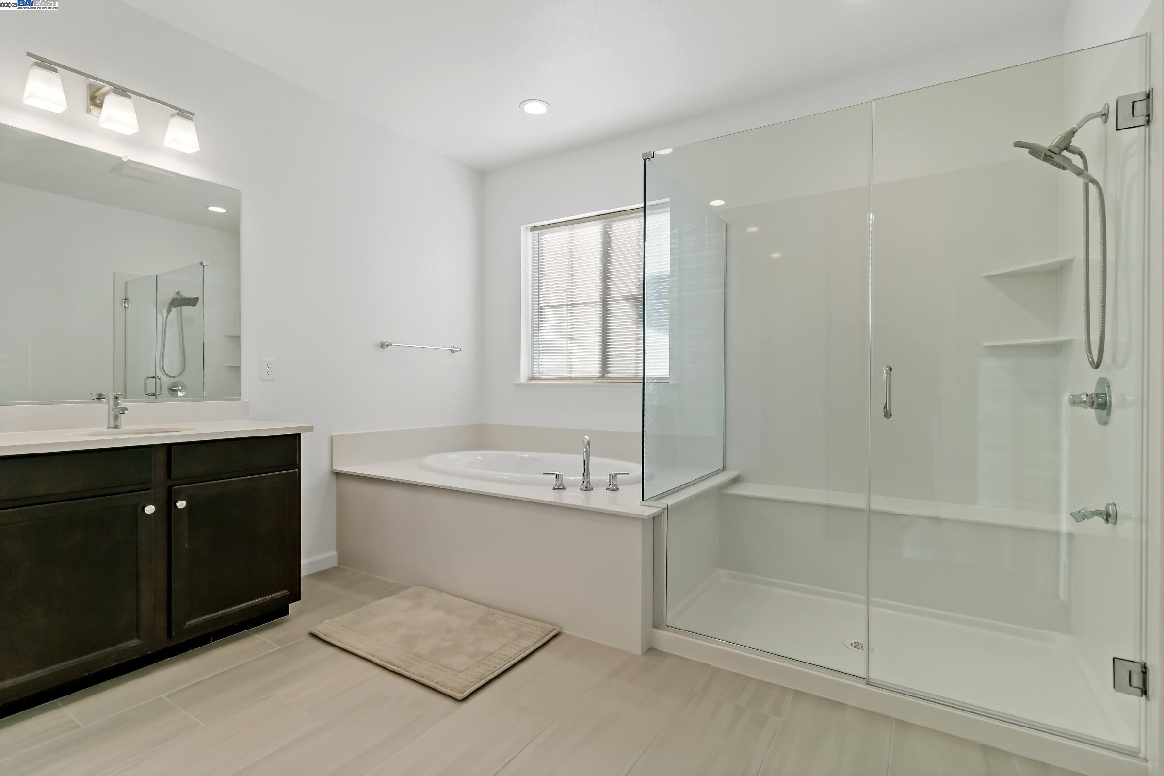 Detail Gallery Image 35 of 59 For 717 Delaney, Oakley,  CA 94561 - 5 Beds | 3/1 Baths