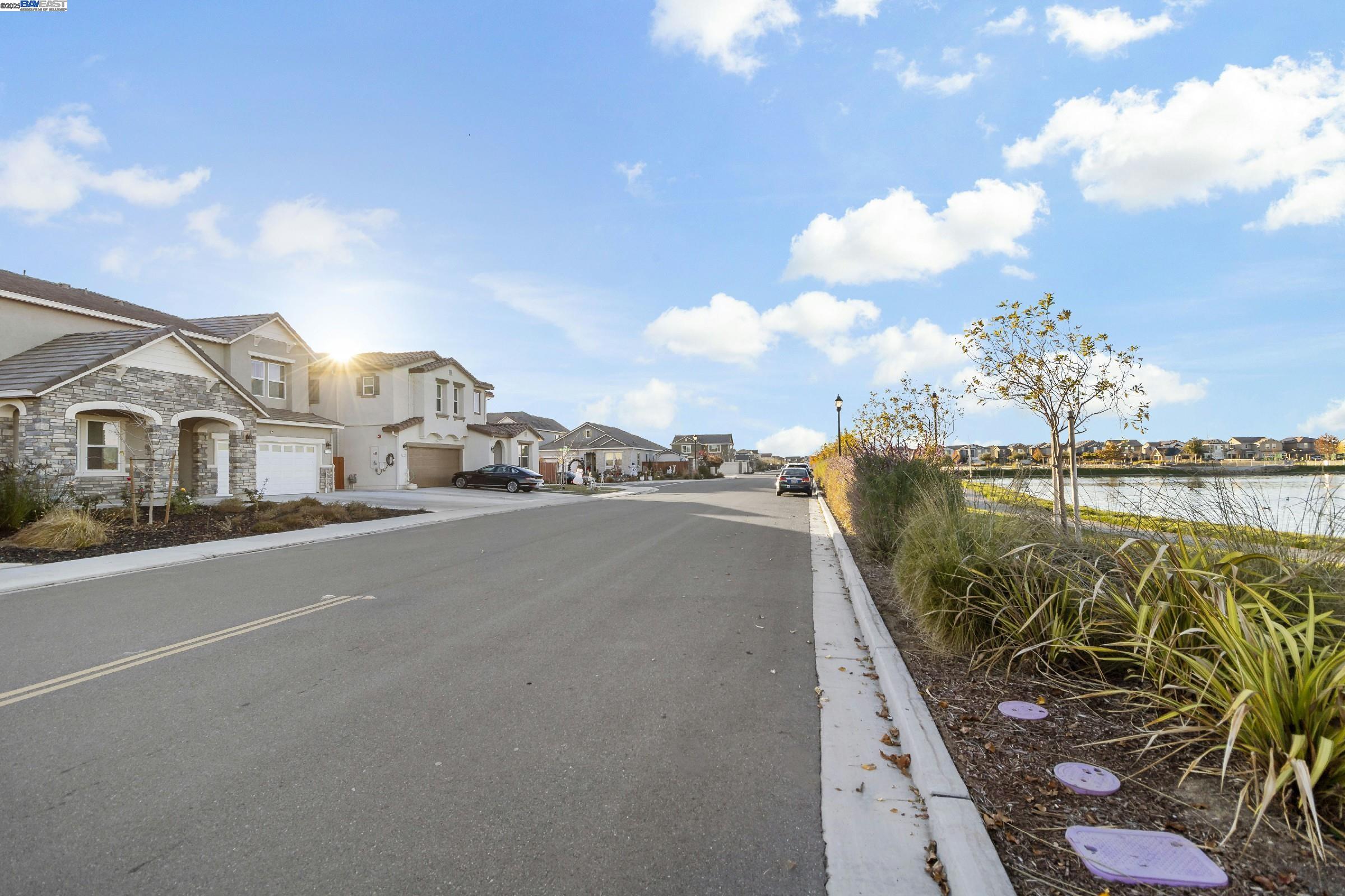 Detail Gallery Image 56 of 59 For 717 Delaney, Oakley,  CA 94561 - 5 Beds | 3/1 Baths