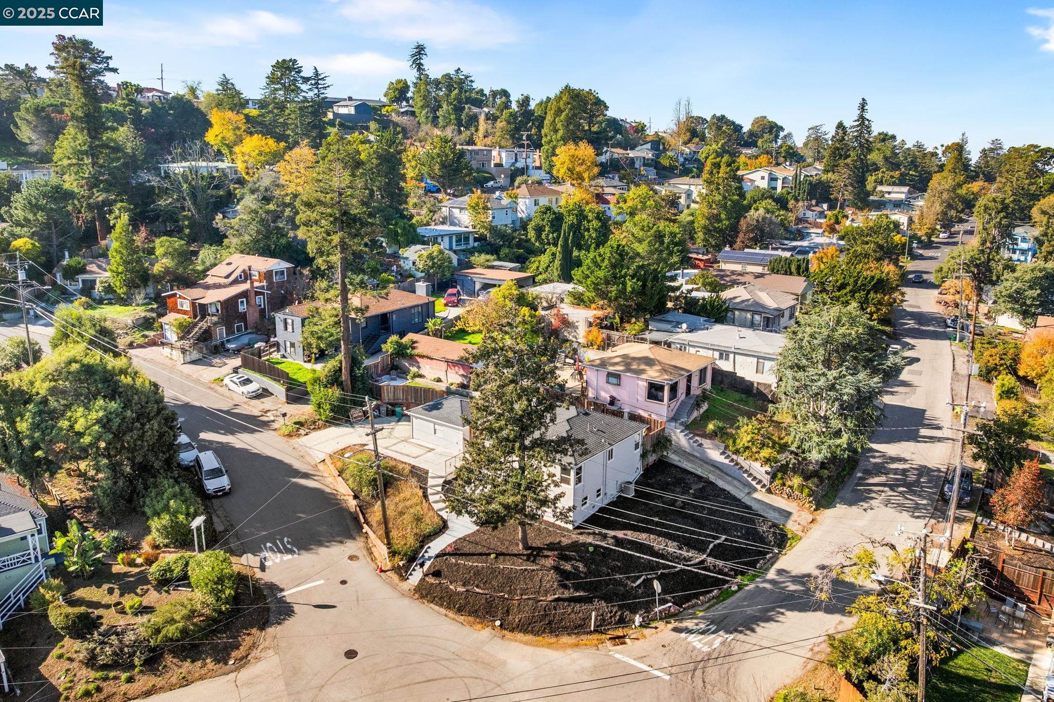 Detail Gallery Image 31 of 35 For 3649 Shone Ave, Oakland,  CA 94605 - 2 Beds | 2 Baths