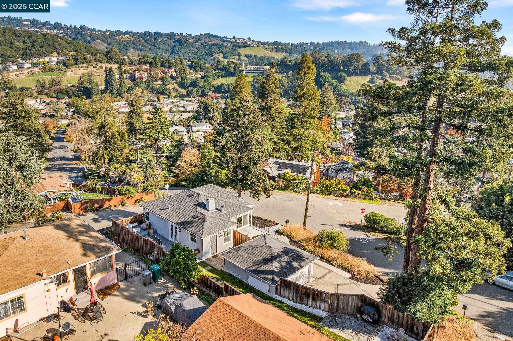 Detail Gallery Image 33 of 35 For 3649 Shone Ave, Oakland,  CA 94605 - 2 Beds | 2 Baths