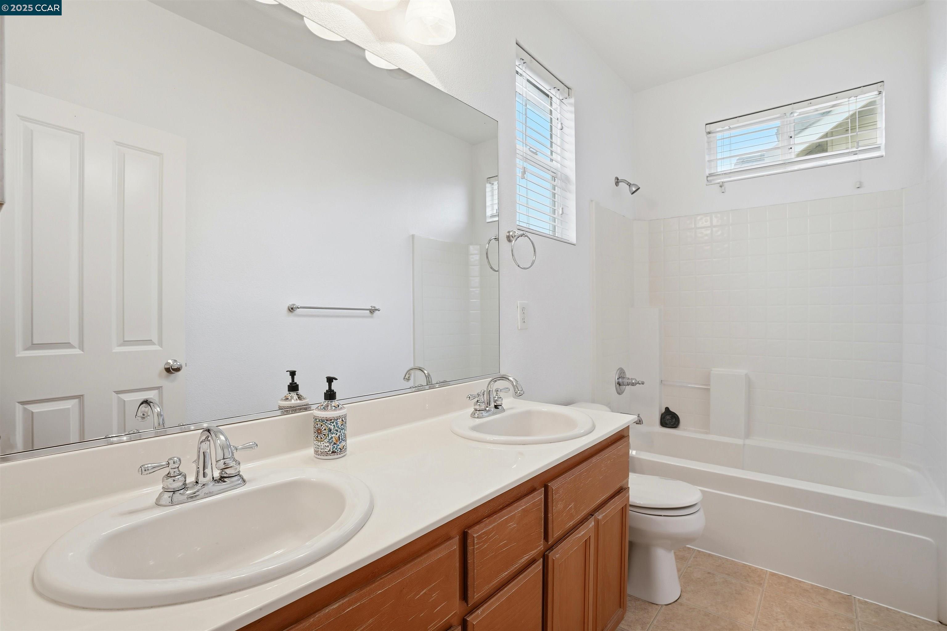 Detail Gallery Image 23 of 31 For 1312 Tapestry, Concord,  CA 94620 - 4 Beds | 2/1 Baths