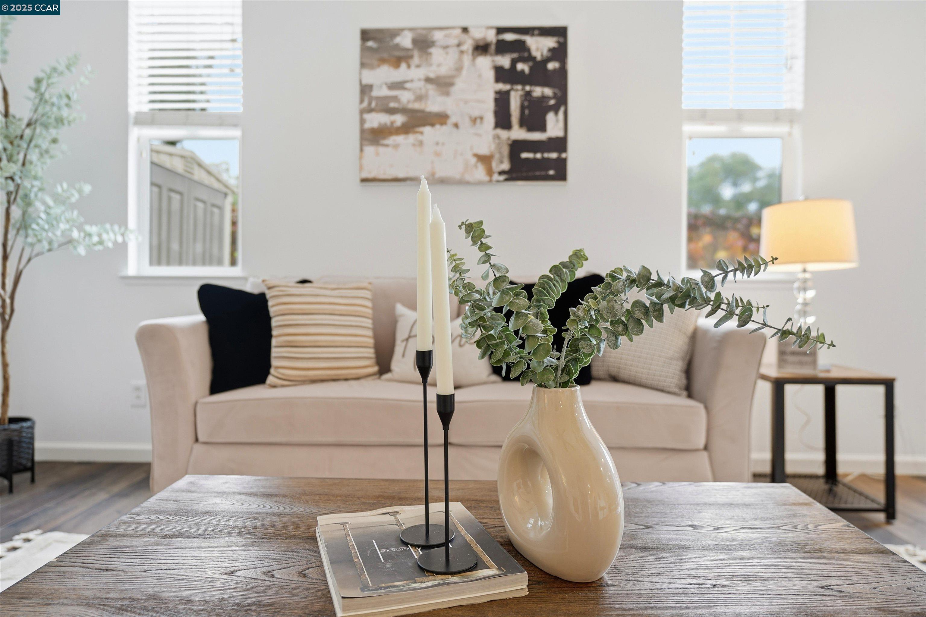 Detail Gallery Image 6 of 31 For 1312 Tapestry, Concord,  CA 94620 - 4 Beds | 2/1 Baths