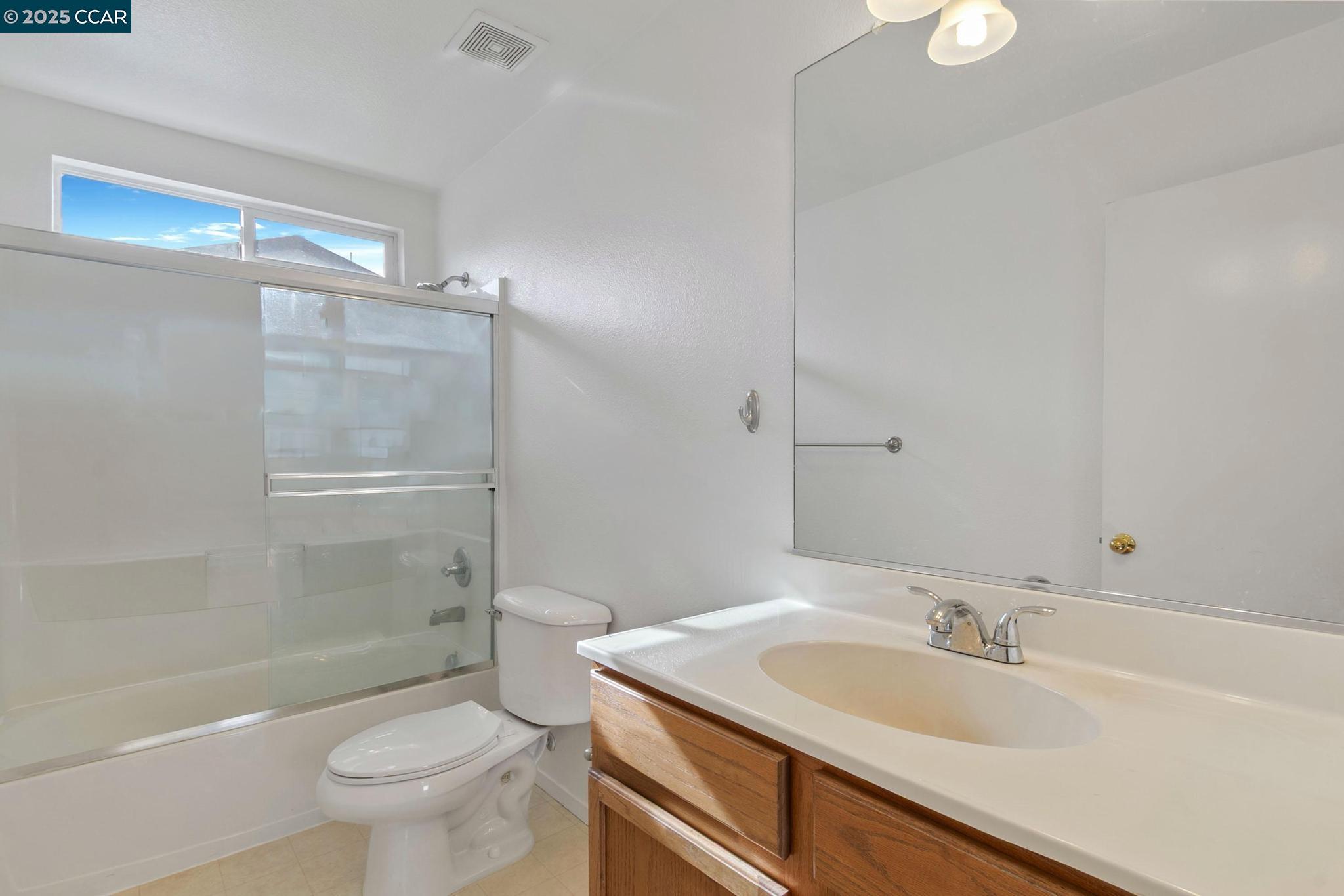 Detail Gallery Image 17 of 30 For 3200 Puffin Cir, Fairfield,  CA 94533 - 4 Beds | 2/1 Baths