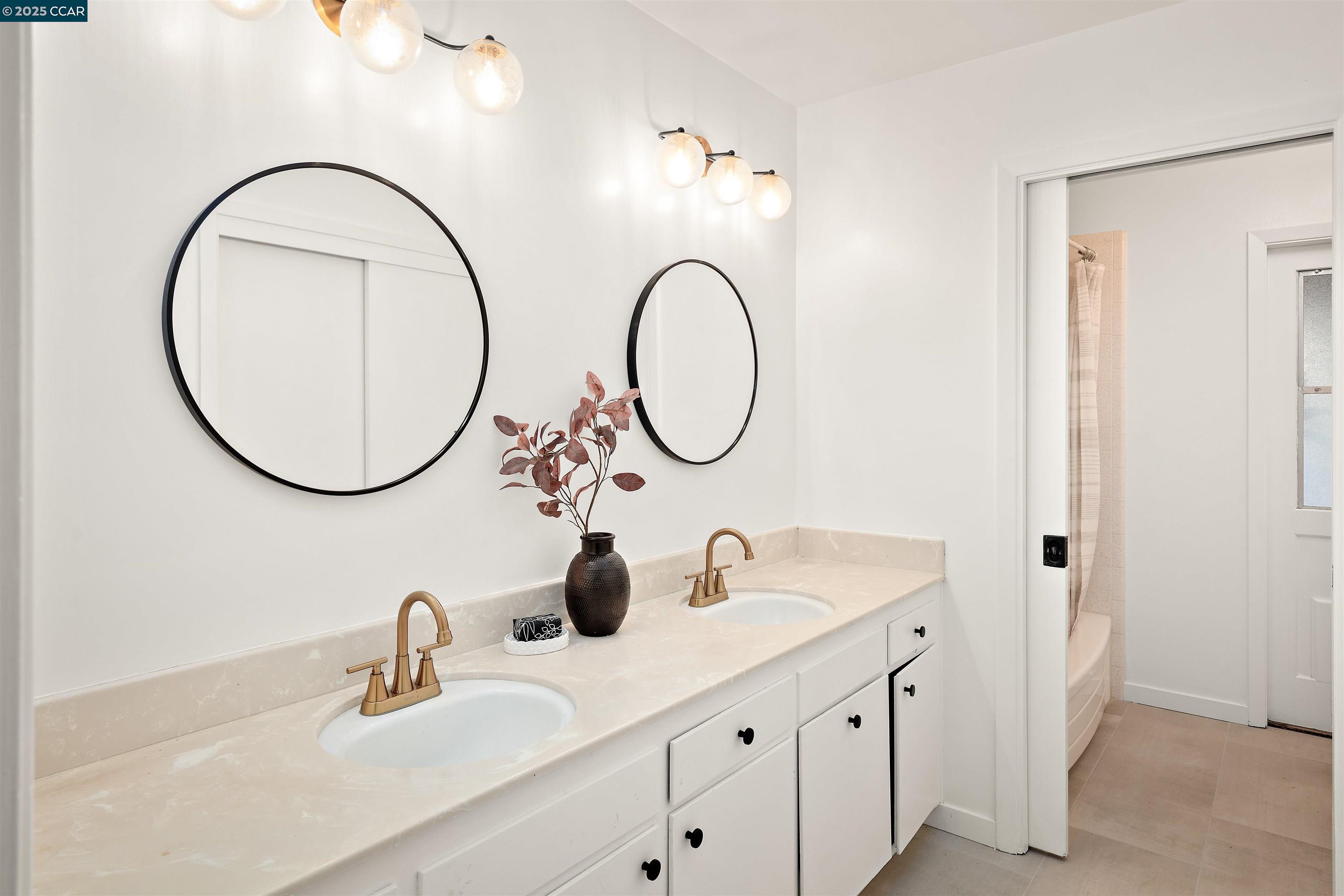 Detail Gallery Image 20 of 49 For 34 Ashbrook Pl, Moraga,  CA 94556 - 4 Beds | 2 Baths