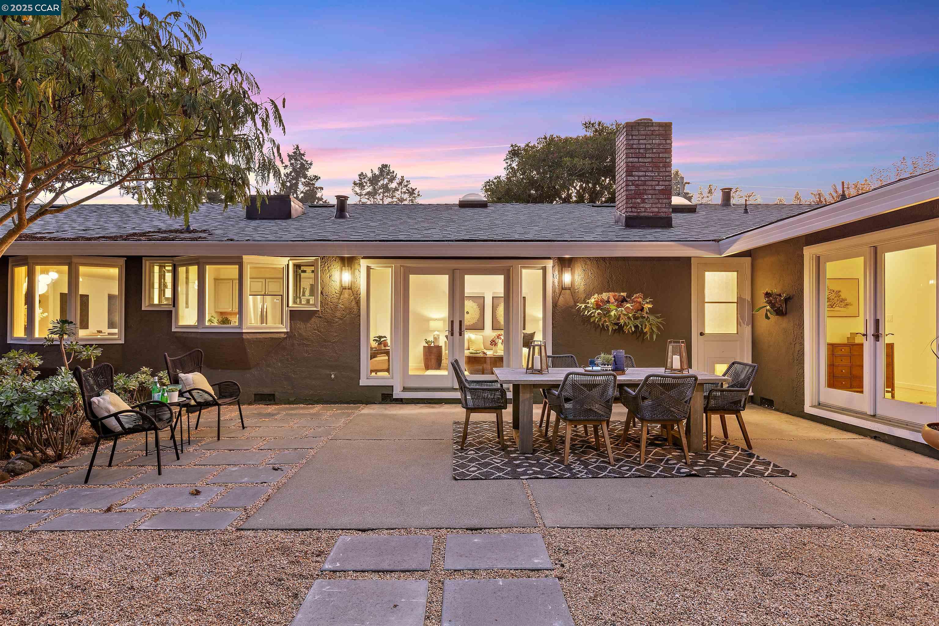 Detail Gallery Image 30 of 49 For 34 Ashbrook Pl, Moraga,  CA 94556 - 4 Beds | 2 Baths