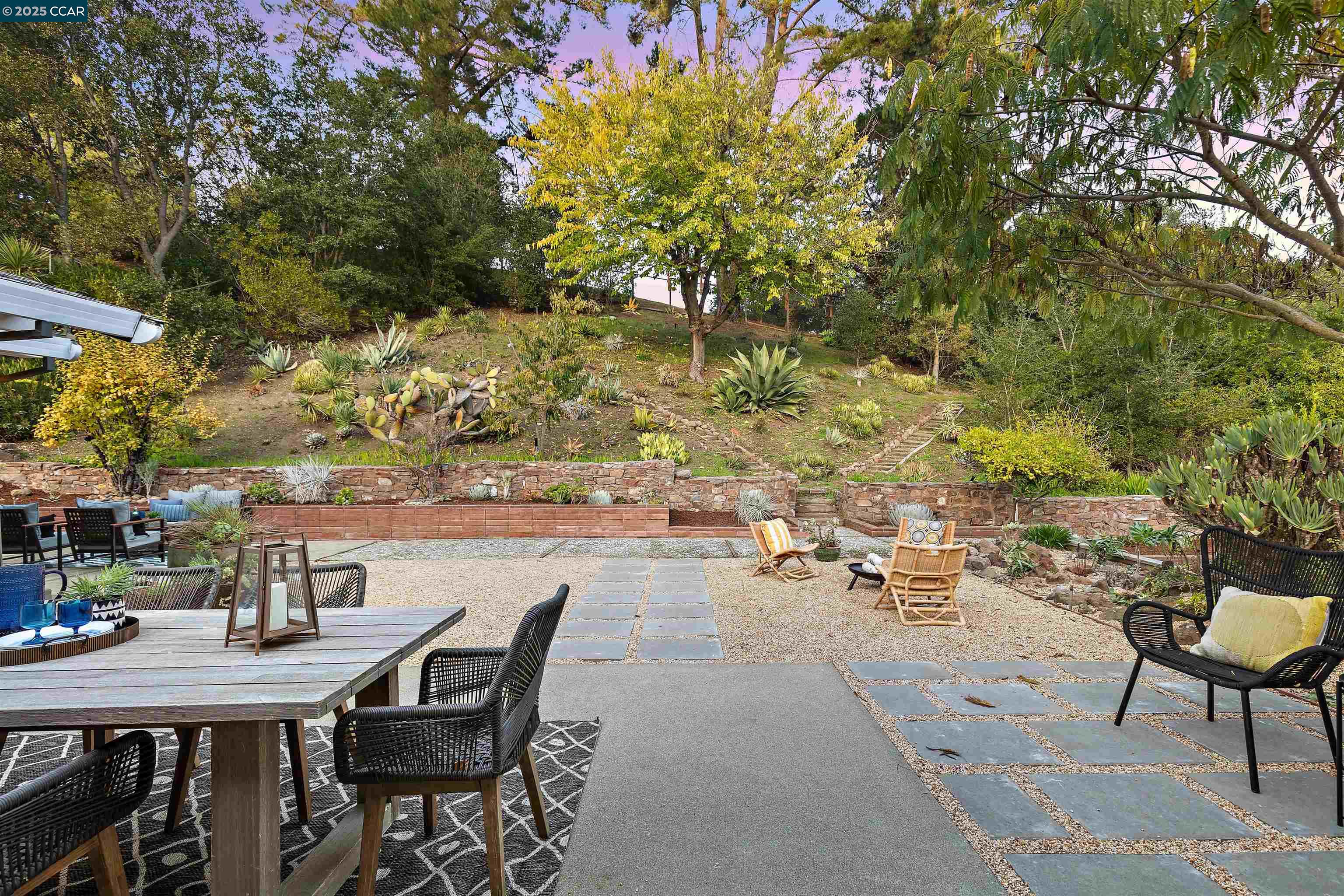 Detail Gallery Image 32 of 49 For 34 Ashbrook Pl, Moraga,  CA 94556 - 4 Beds | 2 Baths