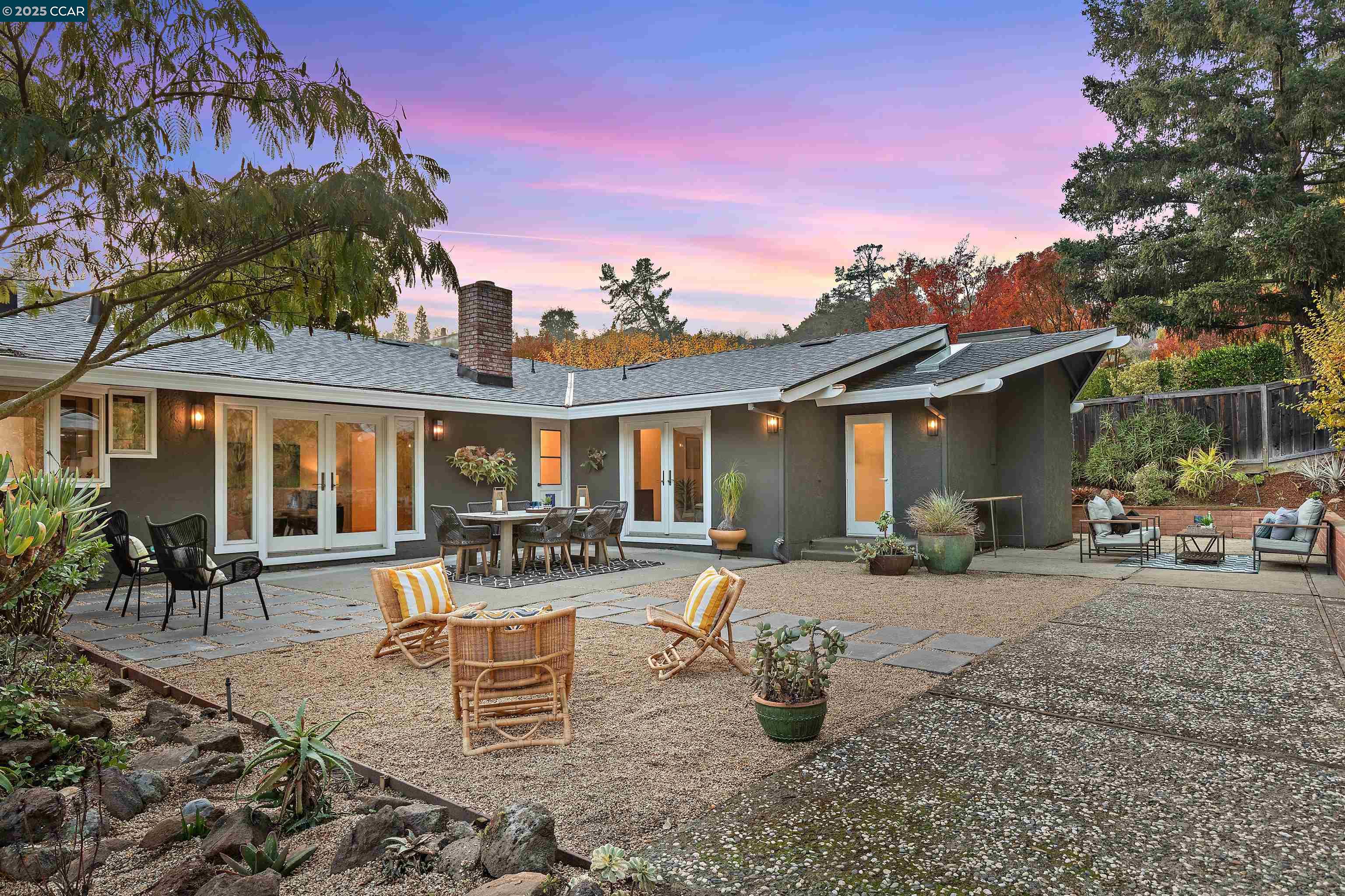 Detail Gallery Image 36 of 49 For 34 Ashbrook Pl, Moraga,  CA 94556 - 4 Beds | 2 Baths