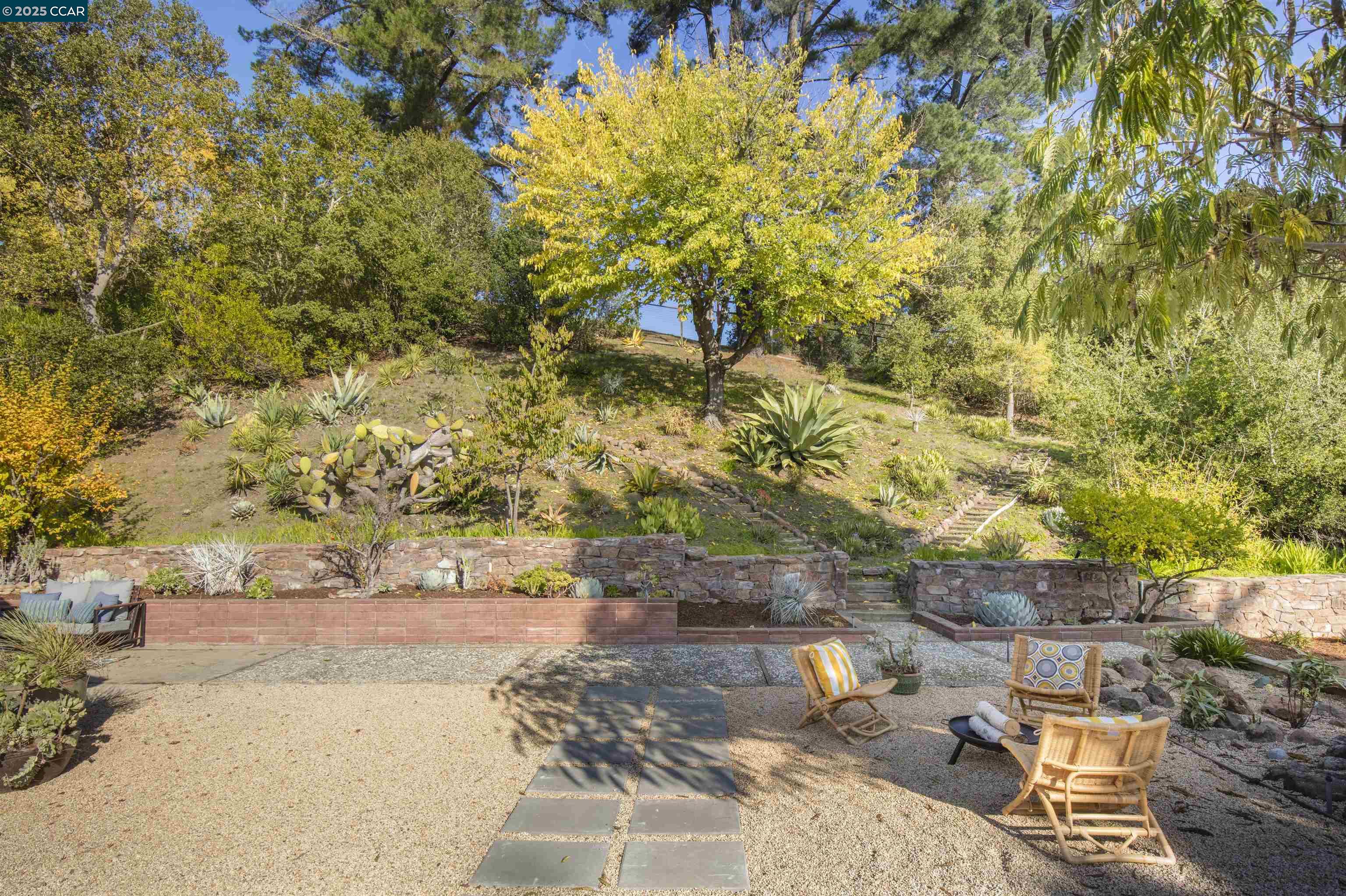 Detail Gallery Image 43 of 49 For 34 Ashbrook Pl, Moraga,  CA 94556 - 4 Beds | 2 Baths