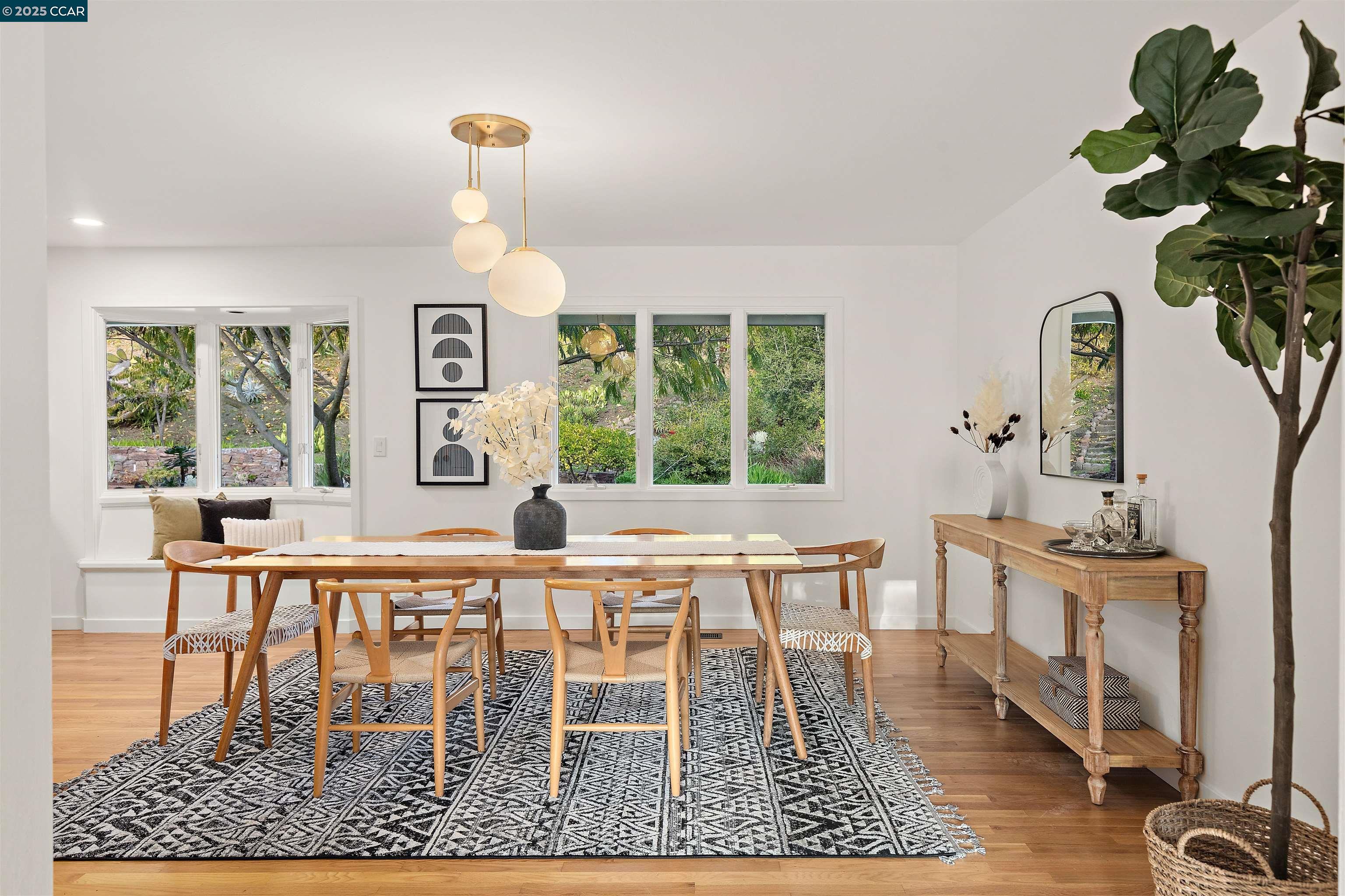 Detail Gallery Image 10 of 49 For 34 Ashbrook Pl, Moraga,  CA 94556 - 4 Beds | 2 Baths