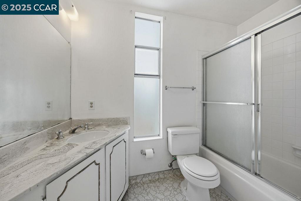 Photo #23: 41118815 Listing: Photo #23