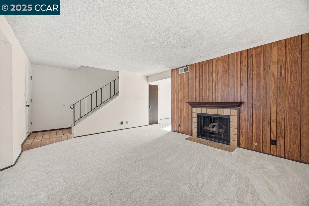 Photo #6: 41118815 Listing: Photo #6