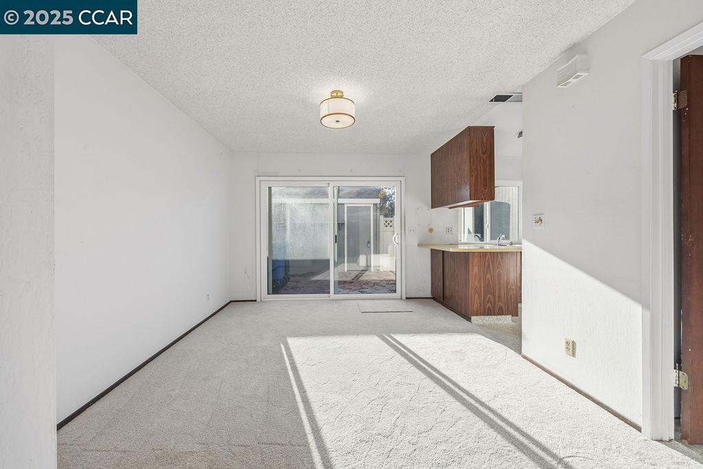 Photo #7: 41118815 Listing: Photo #7