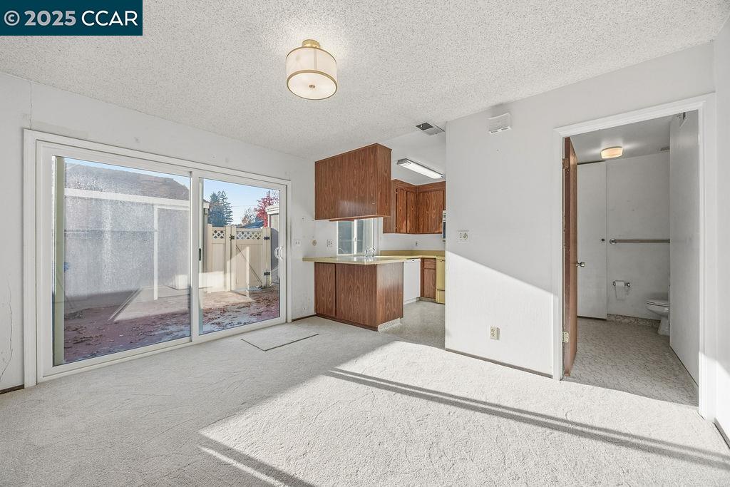 Photo #8: 41118815 Listing: Photo #8