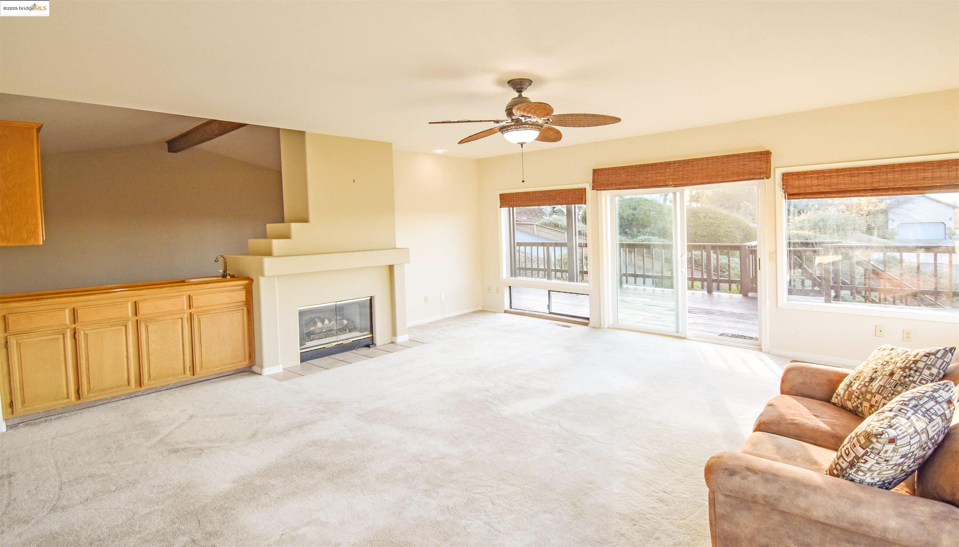 Detail Gallery Image 13 of 52 For 19987 Evelyn Ct, Sonora,  CA 95370 - 3 Beds | 3 Baths