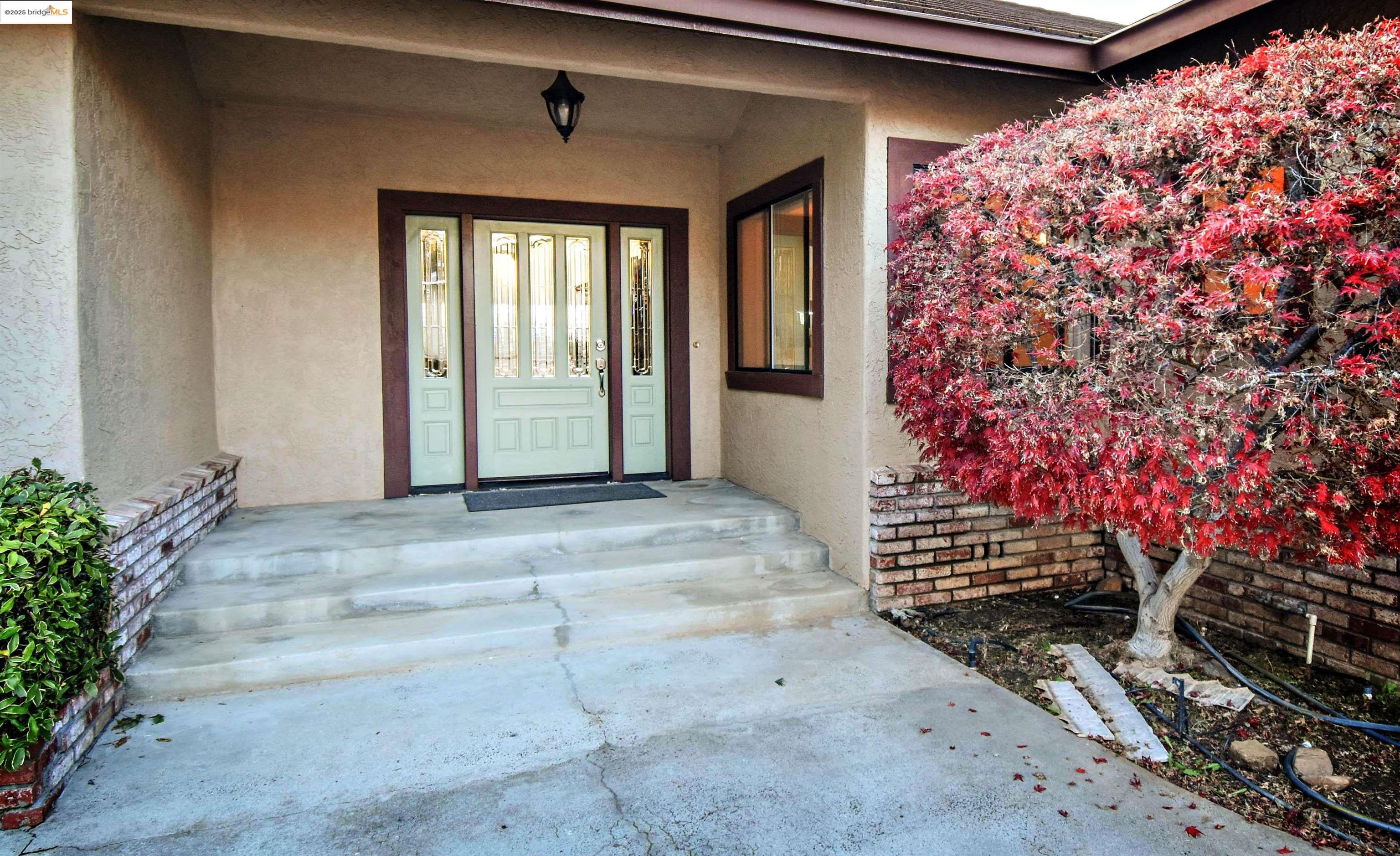 Detail Gallery Image 7 of 52 For 19987 Evelyn Ct, Sonora,  CA 95370 - 3 Beds | 3 Baths