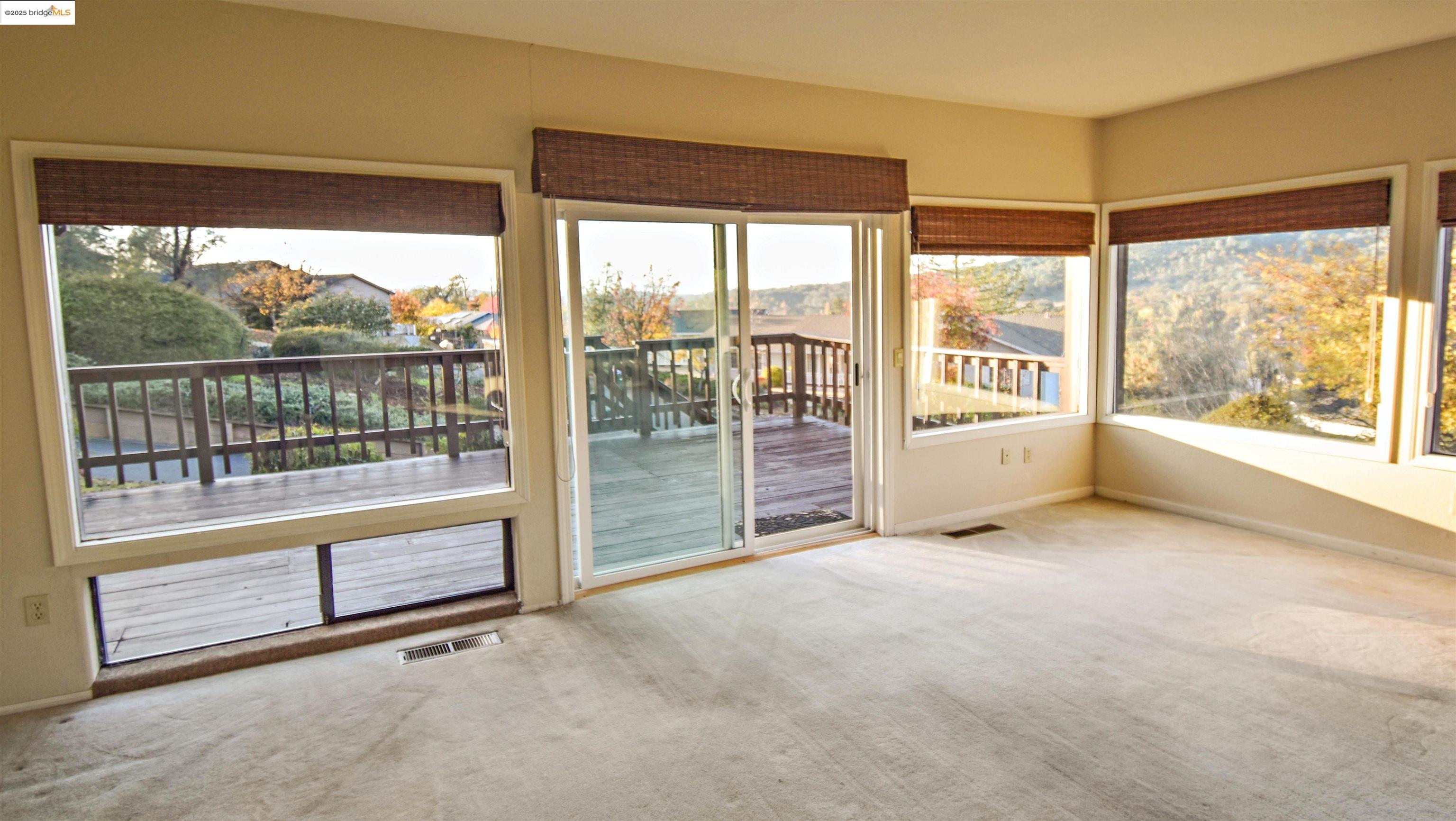 Detail Gallery Image 9 of 52 For 19987 Evelyn Ct, Sonora,  CA 95370 - 3 Beds | 3 Baths